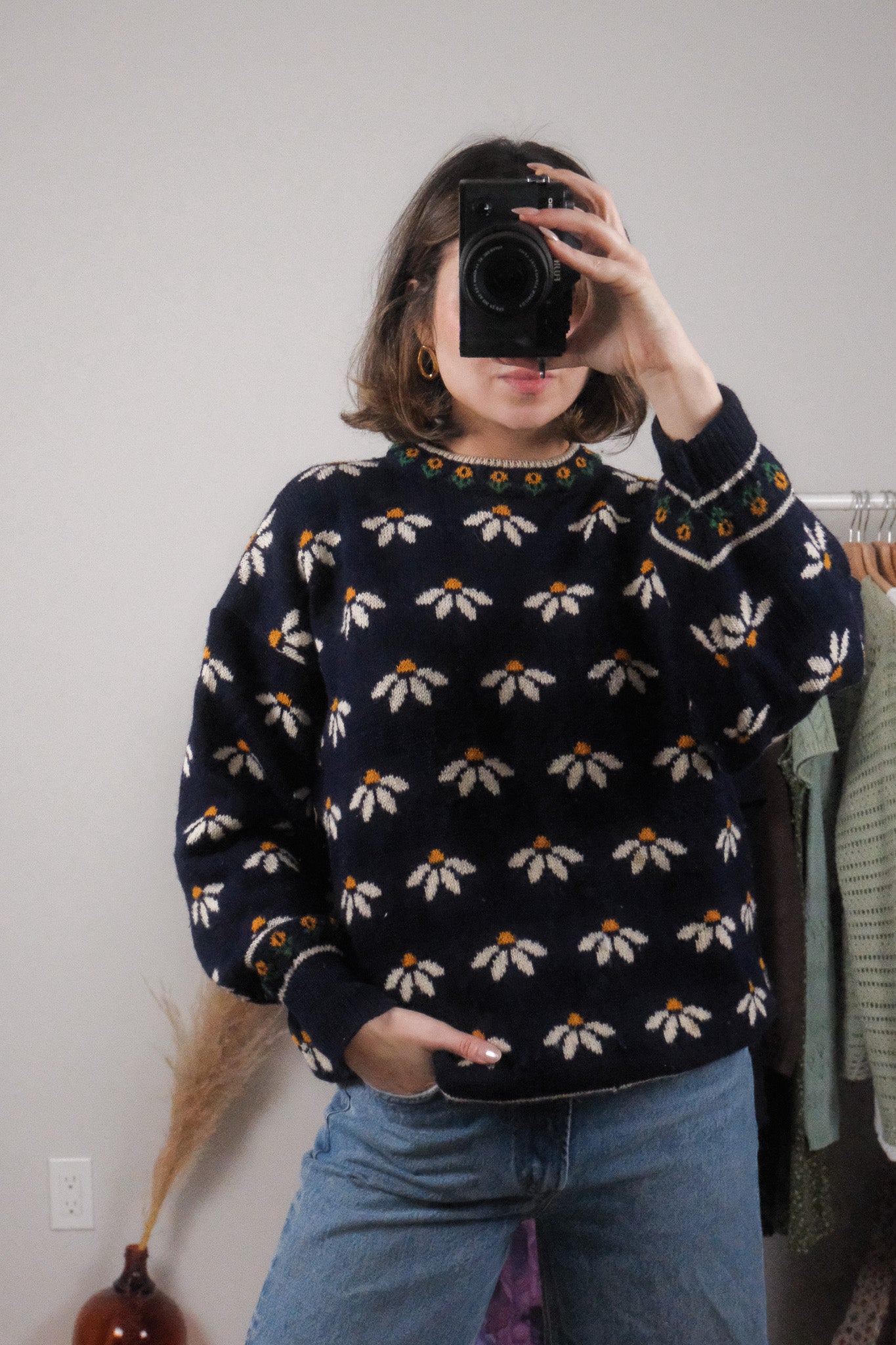 Made in Great Britan x Vintage x Wool Daisy Knit (L) **
