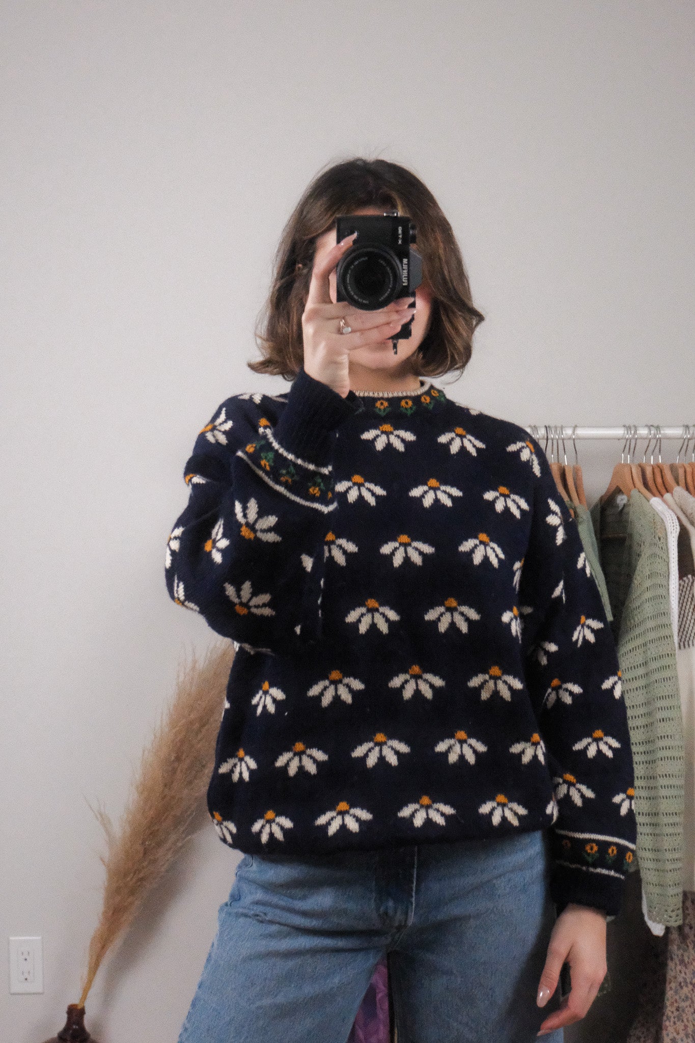 Made in Great Britan x Vintage x Wool Daisy Knit (L) **