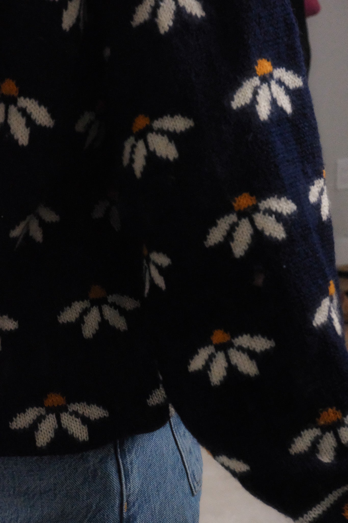 Made in Great Britan x Vintage x Wool Daisy Knit (L) **