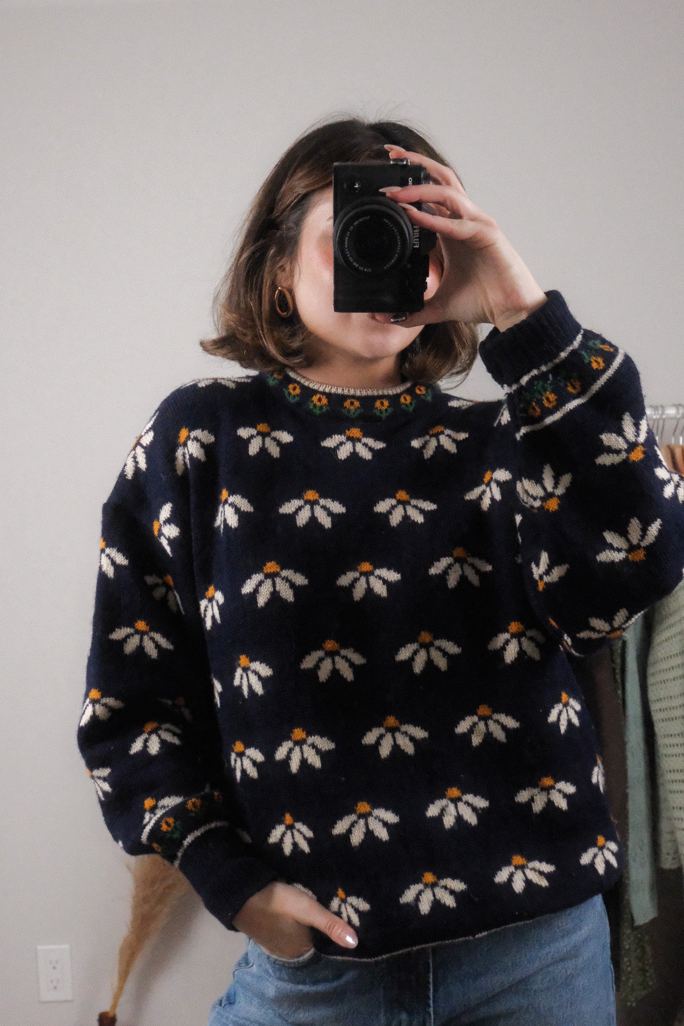 Made in Great Britan x Vintage x Wool Daisy Knit (L) **
