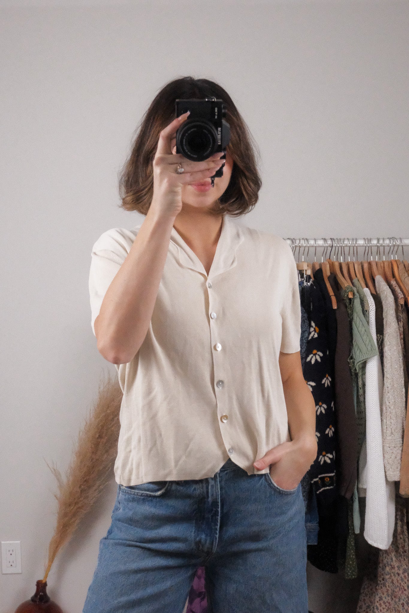 Vintage x 100% Silk Short-Sleeve Button Up (M)