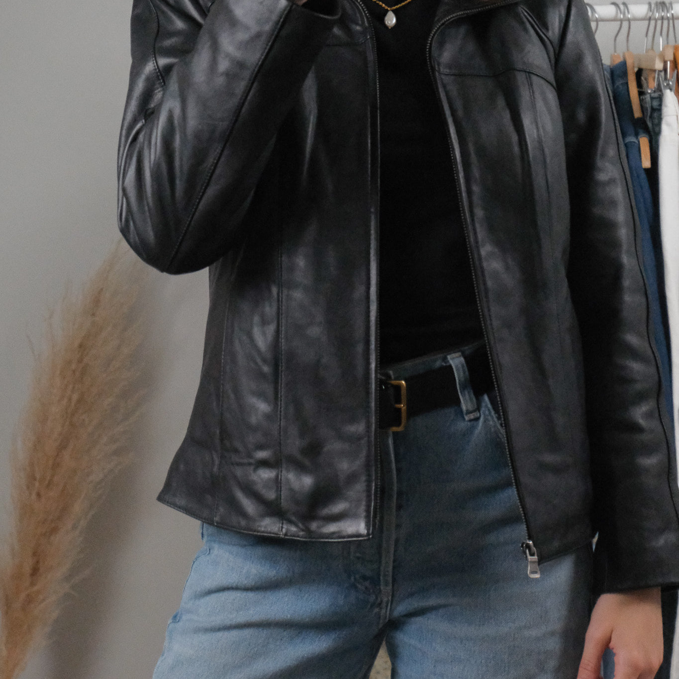 Vintage x Leather Jacket (XS-M)