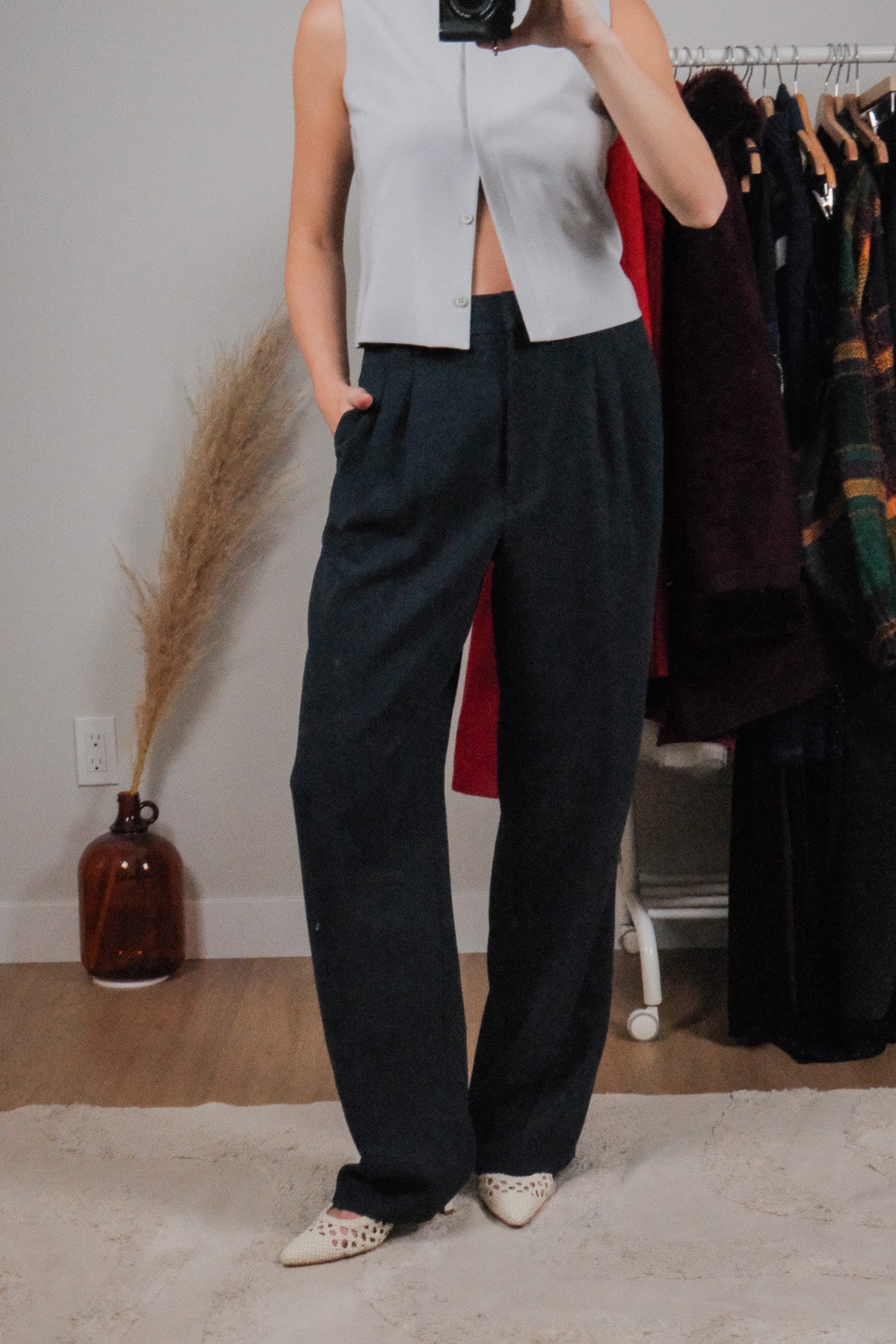 NWT x Aritzia x Effortless Pants (12)