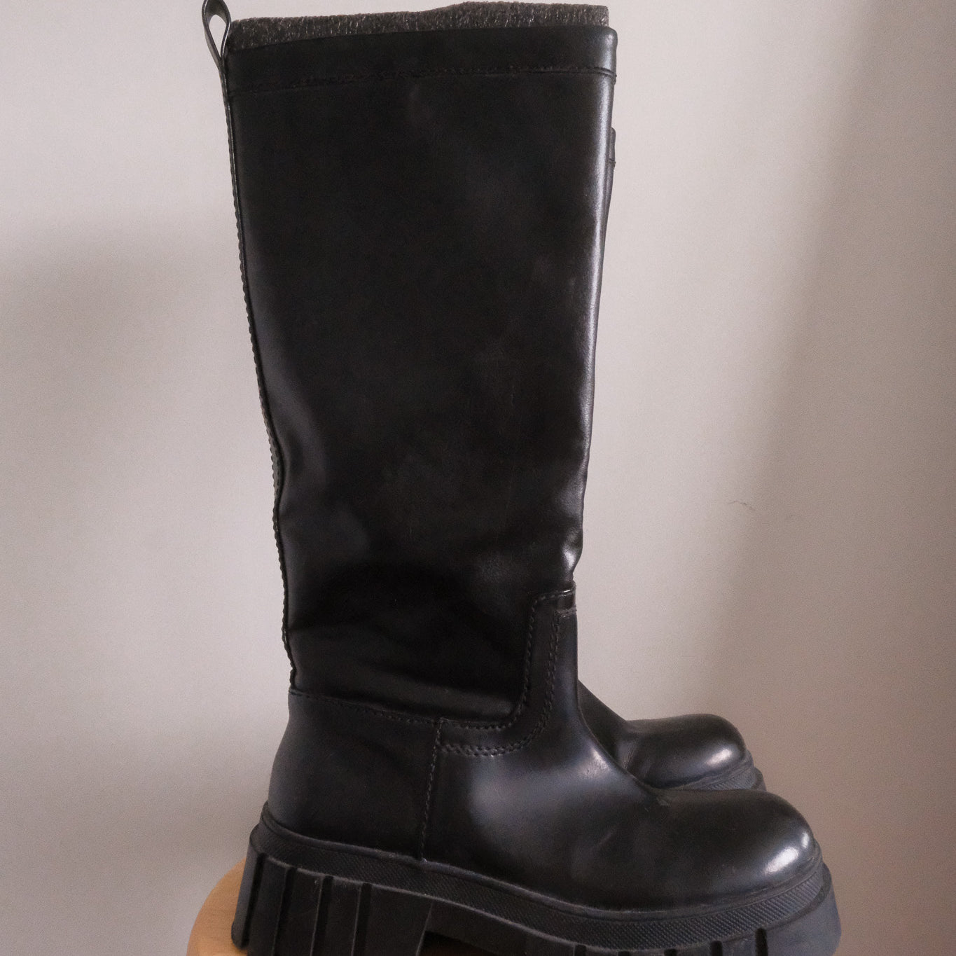 Modern x Leather Boots (7.5)