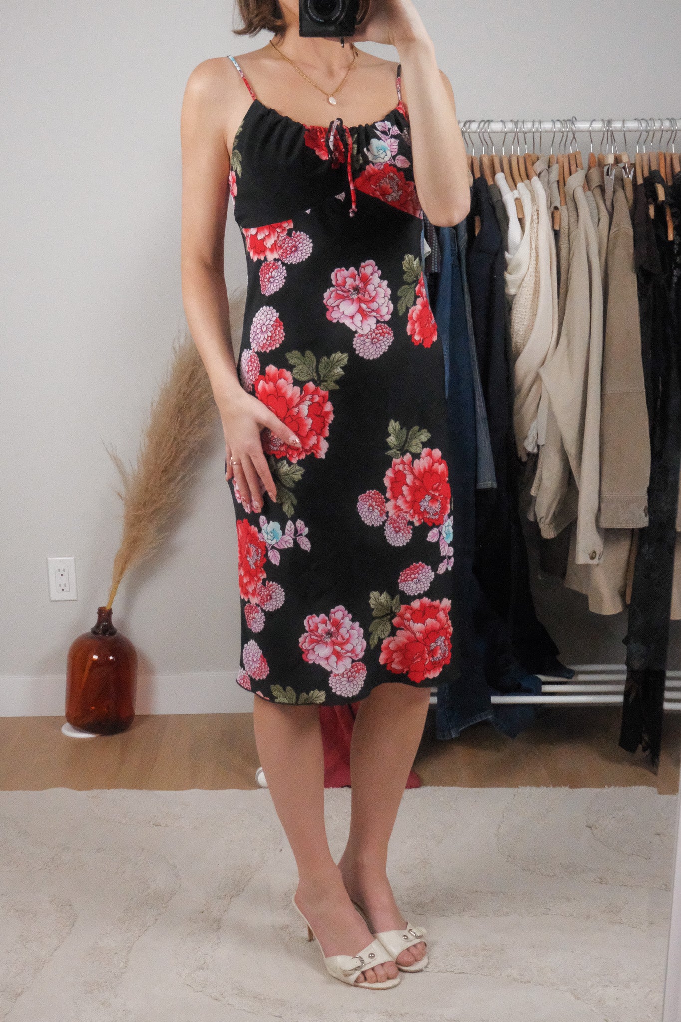 Made in Canada x Vintage x Floral Midi Dress (S)