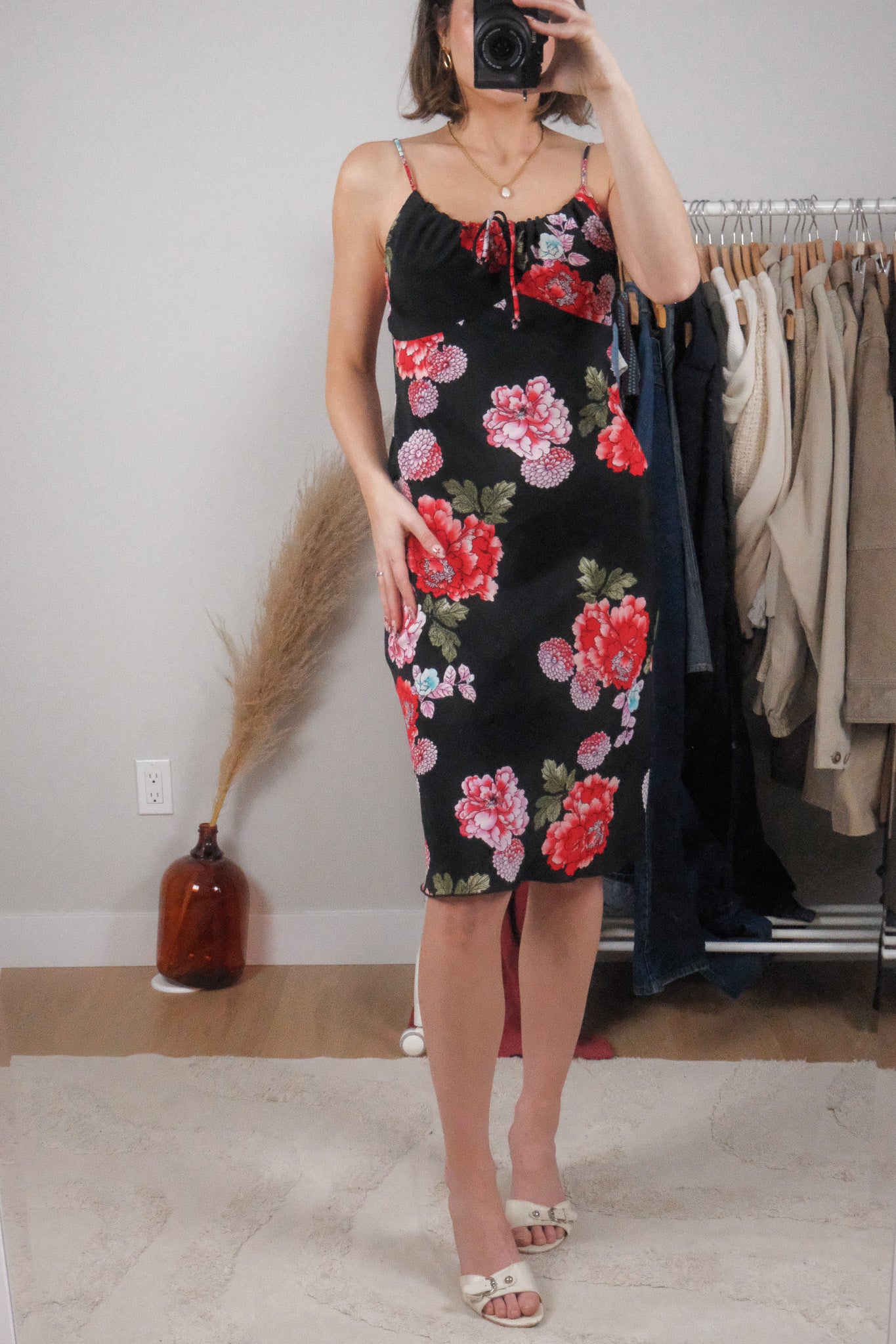 Made in Canada x Vintage x Floral Midi Dress (S)