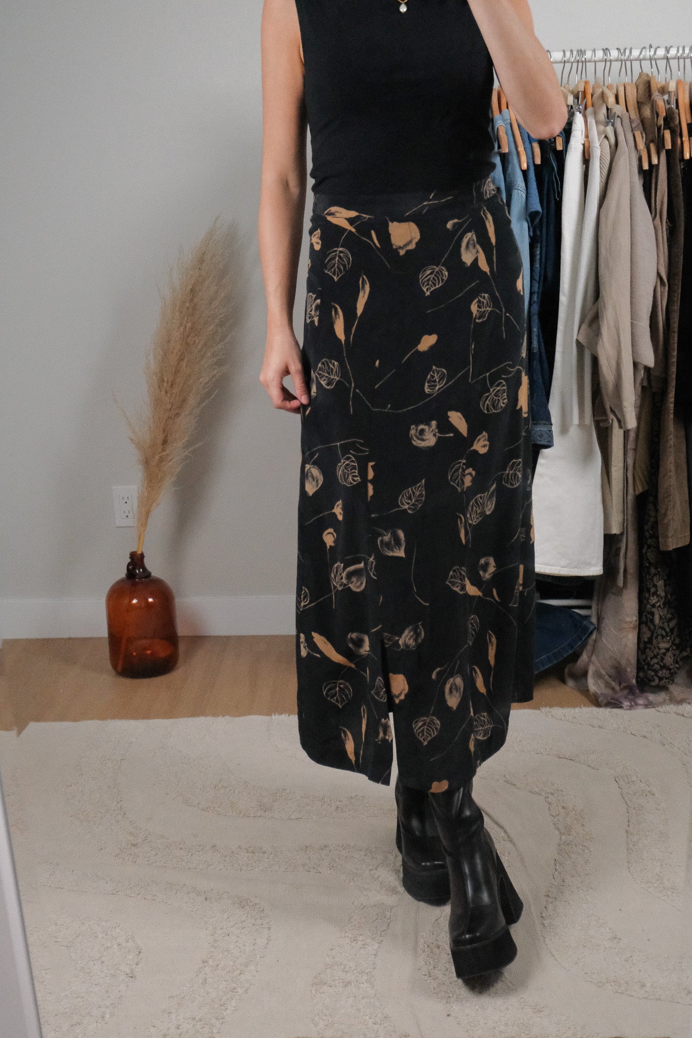 Vintage x Patterned 100% Silk Midi Skirt (14/16)