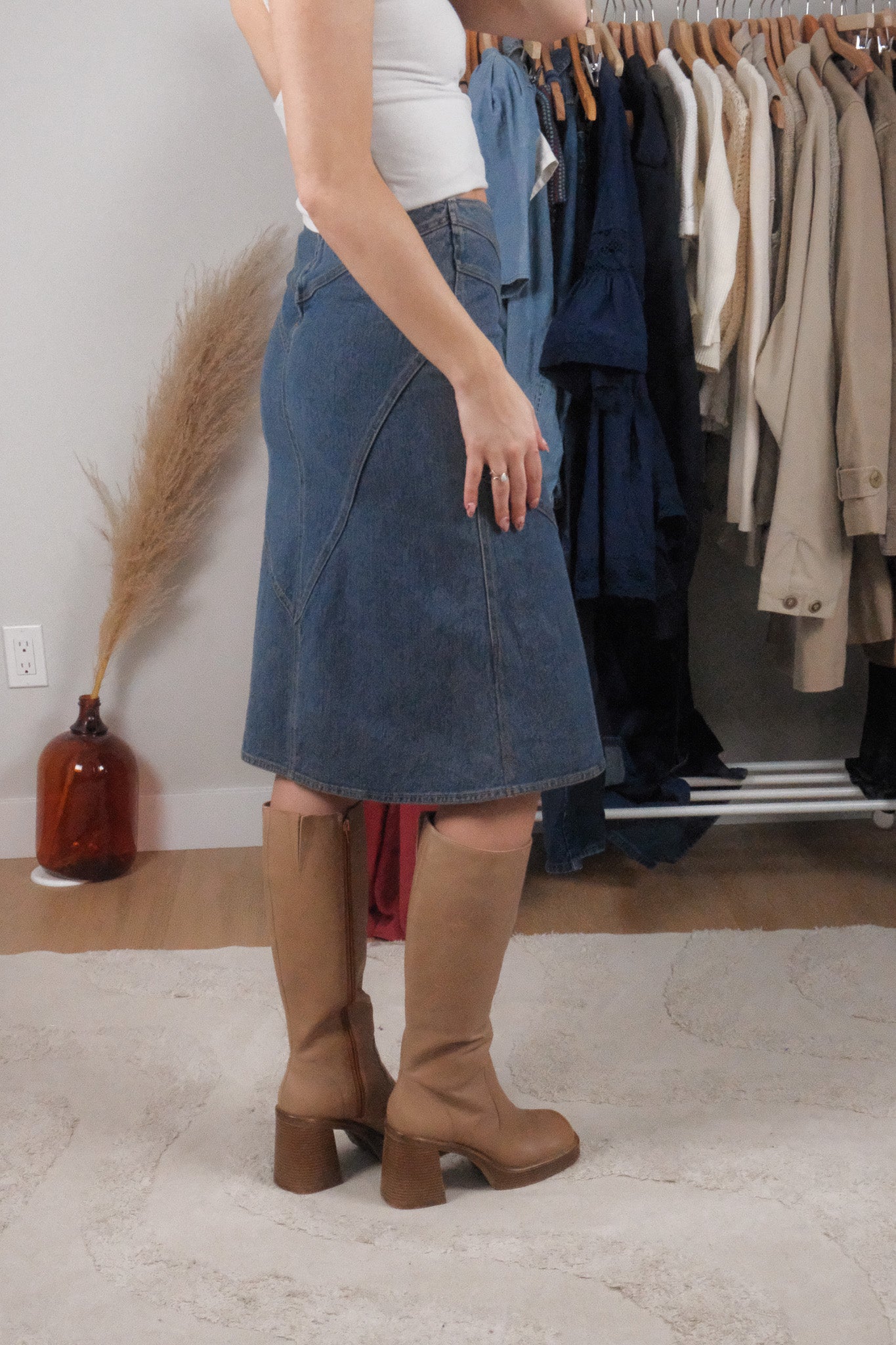 Vintage x Denim Midi Skirt (2/4)