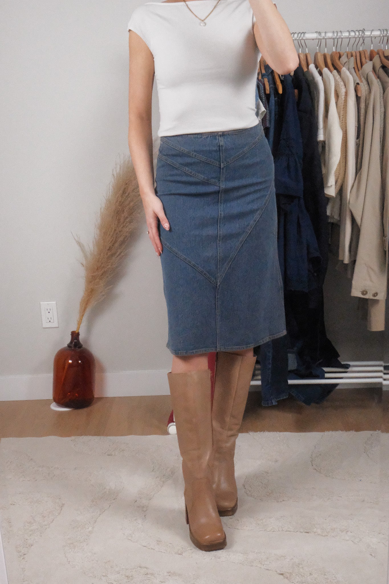 Vintage x Denim Midi Skirt (2/4)
