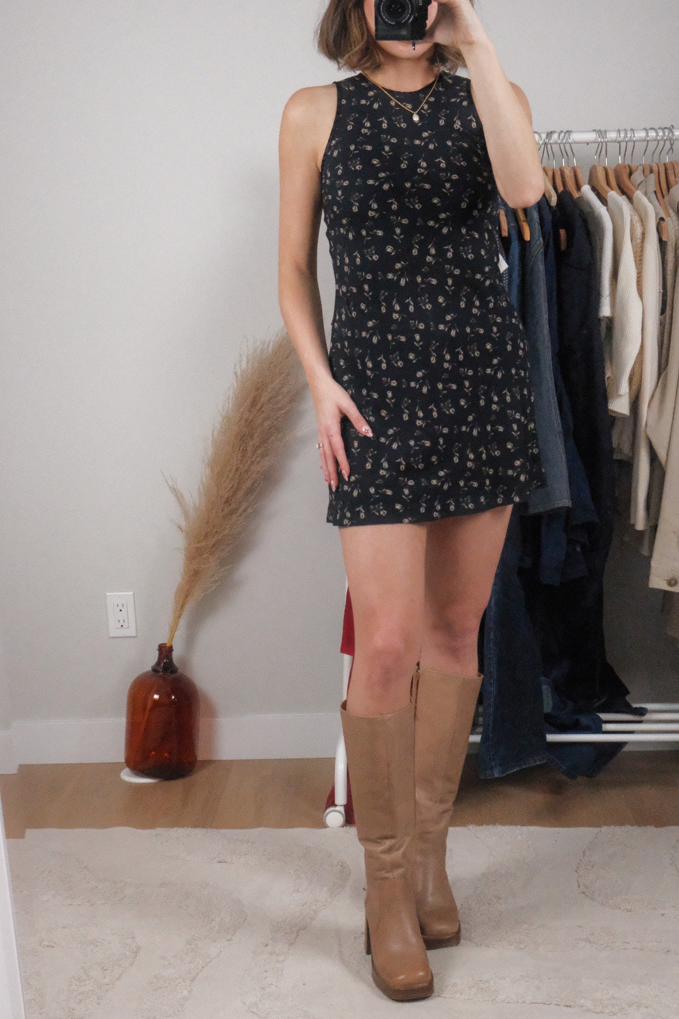 Made in Canada x Vintage x Floral Midi Dress (XS)