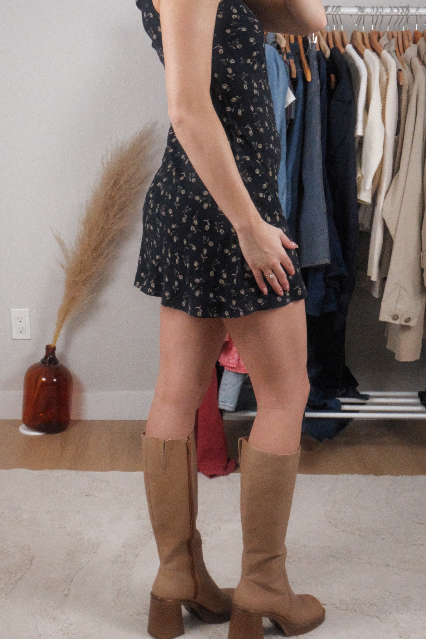 Made in Canada x Vintage x Floral Midi Dress (XS)