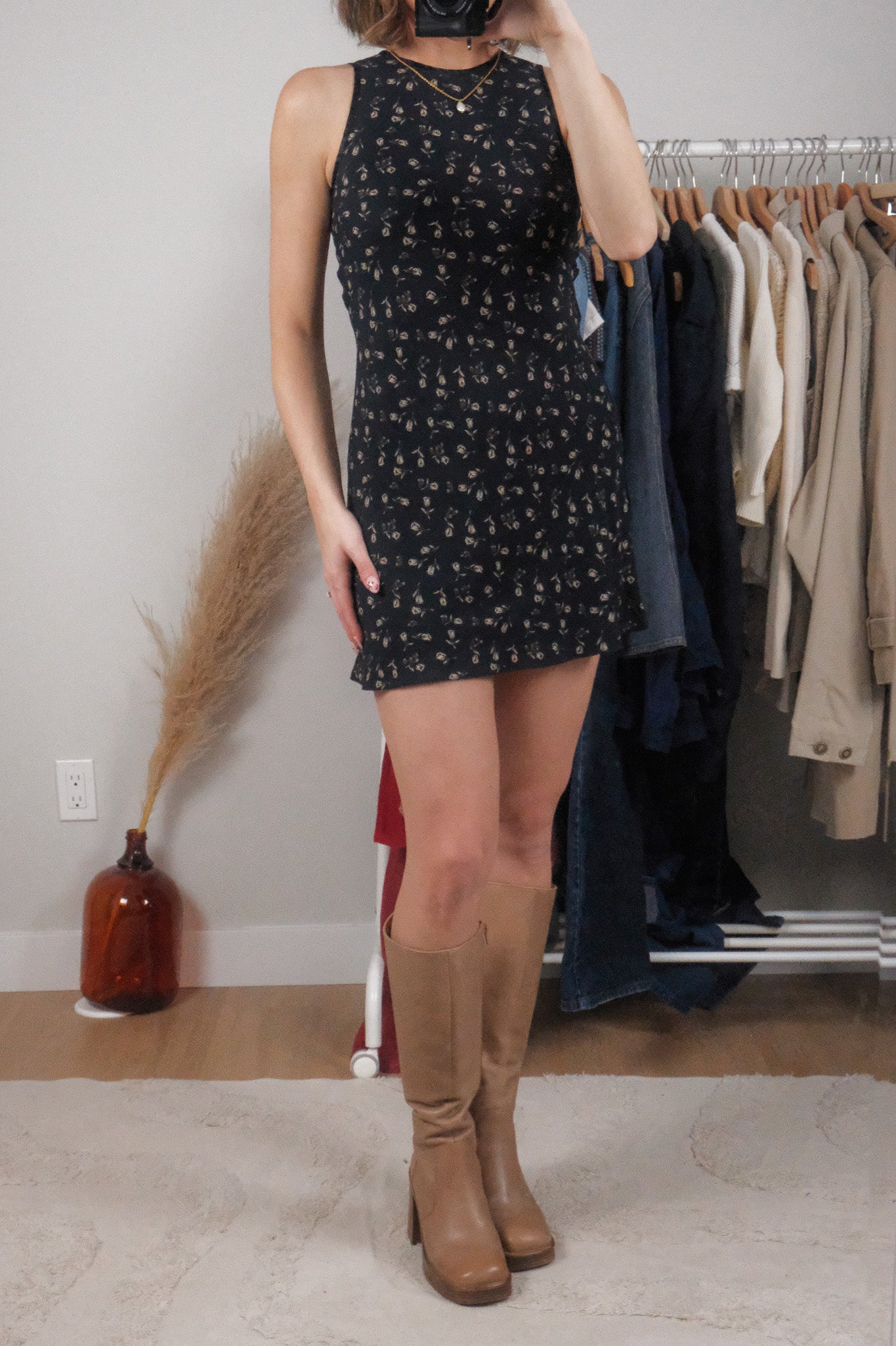 Made in Canada x Vintage x Floral Midi Dress (XS)