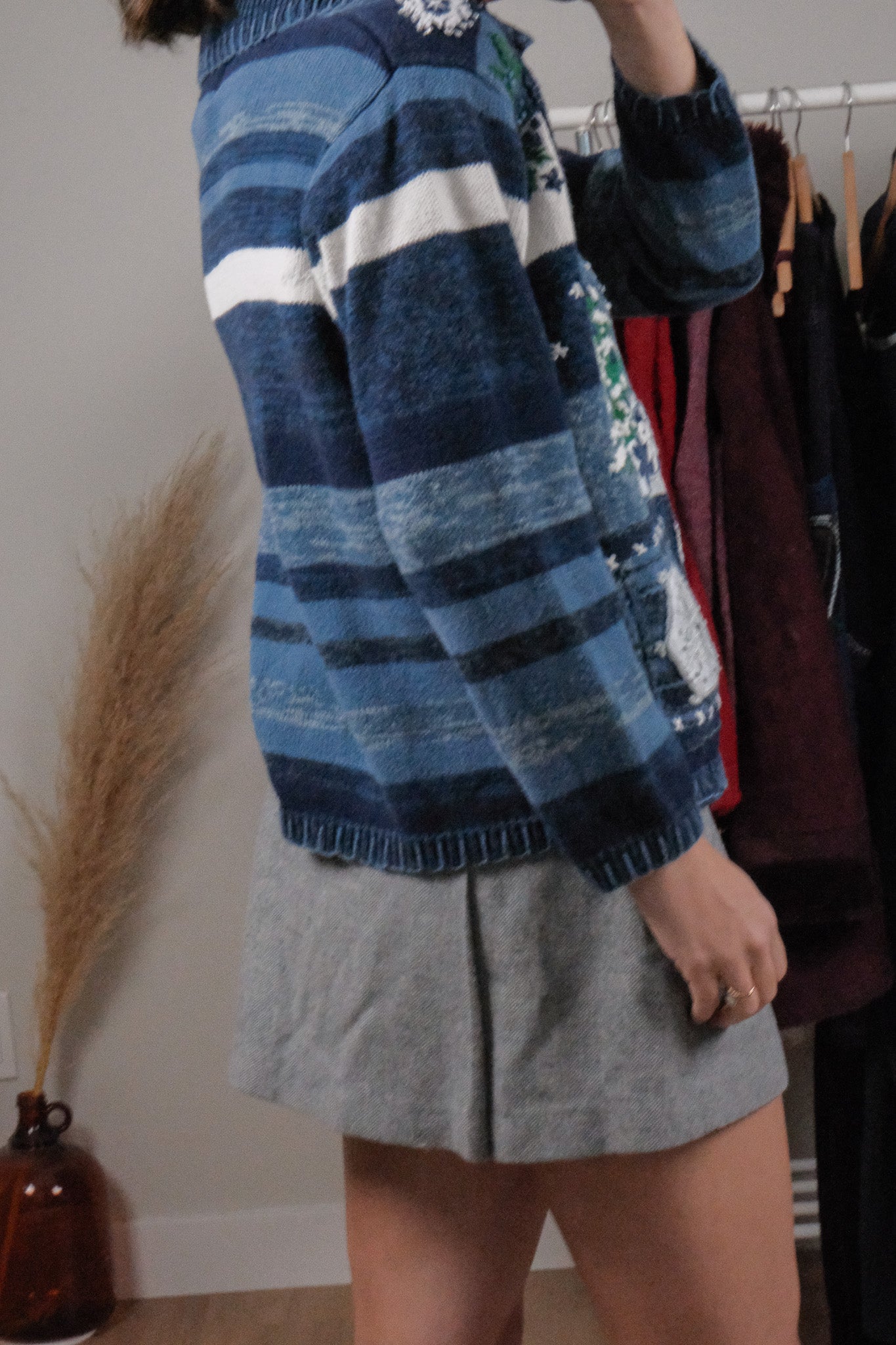 Vintage x Embroidered/Beaded Christmas Zip Up (S)