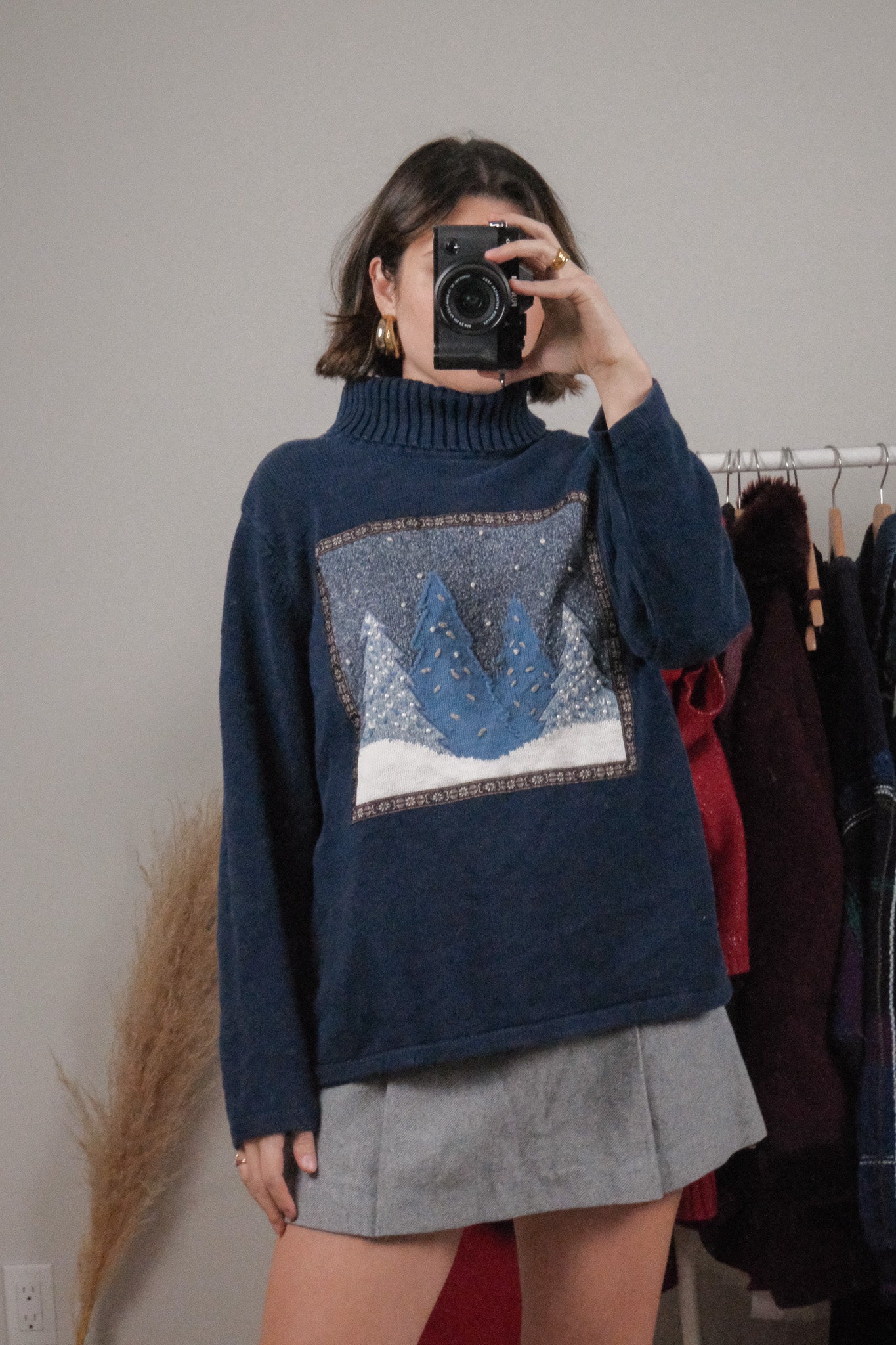 Vintage x Embroidered/Beaded Tree Turtleneck (M/L)