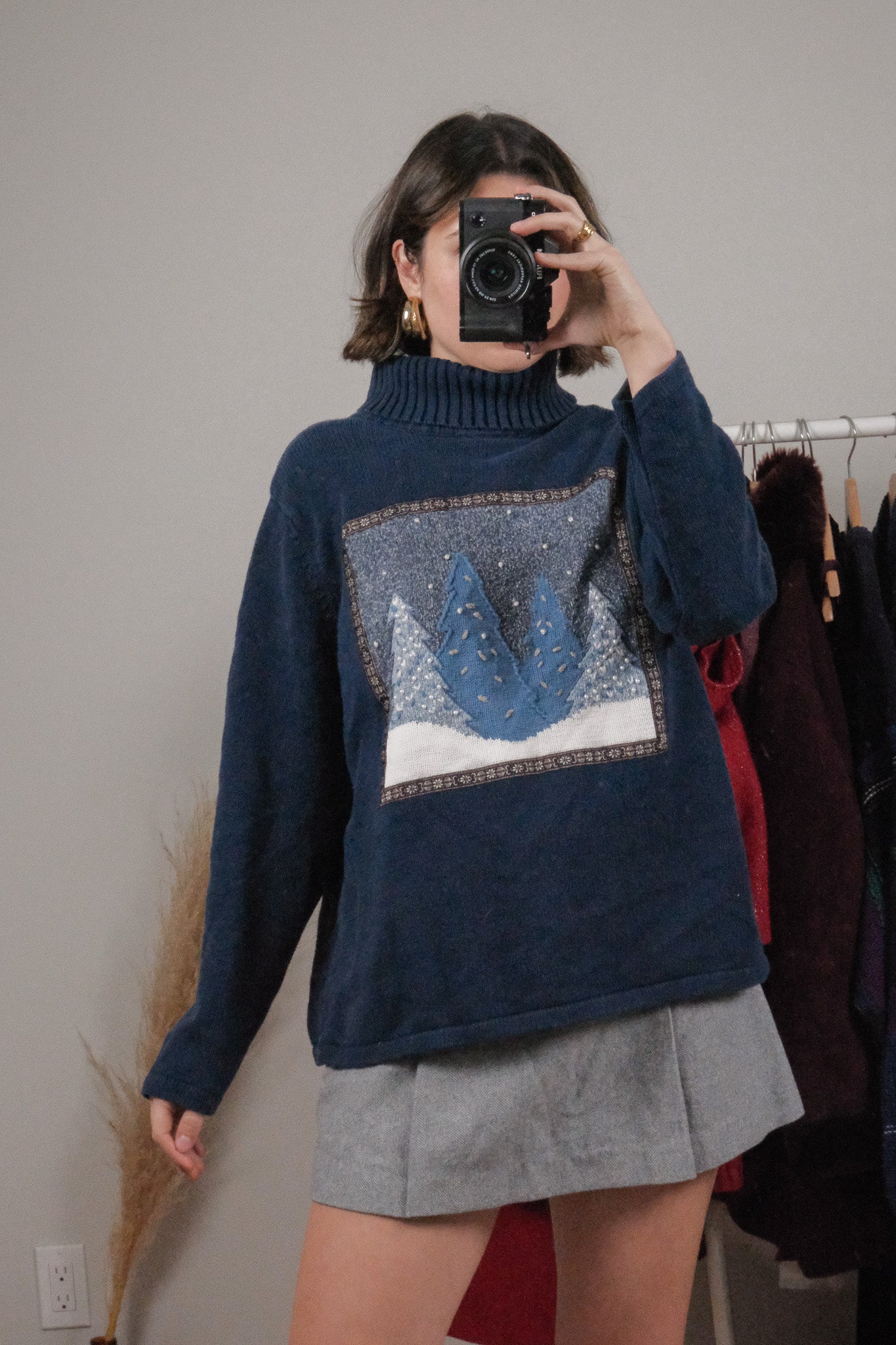 Vintage x Embroidered/Beaded Tree Turtleneck (M/L)