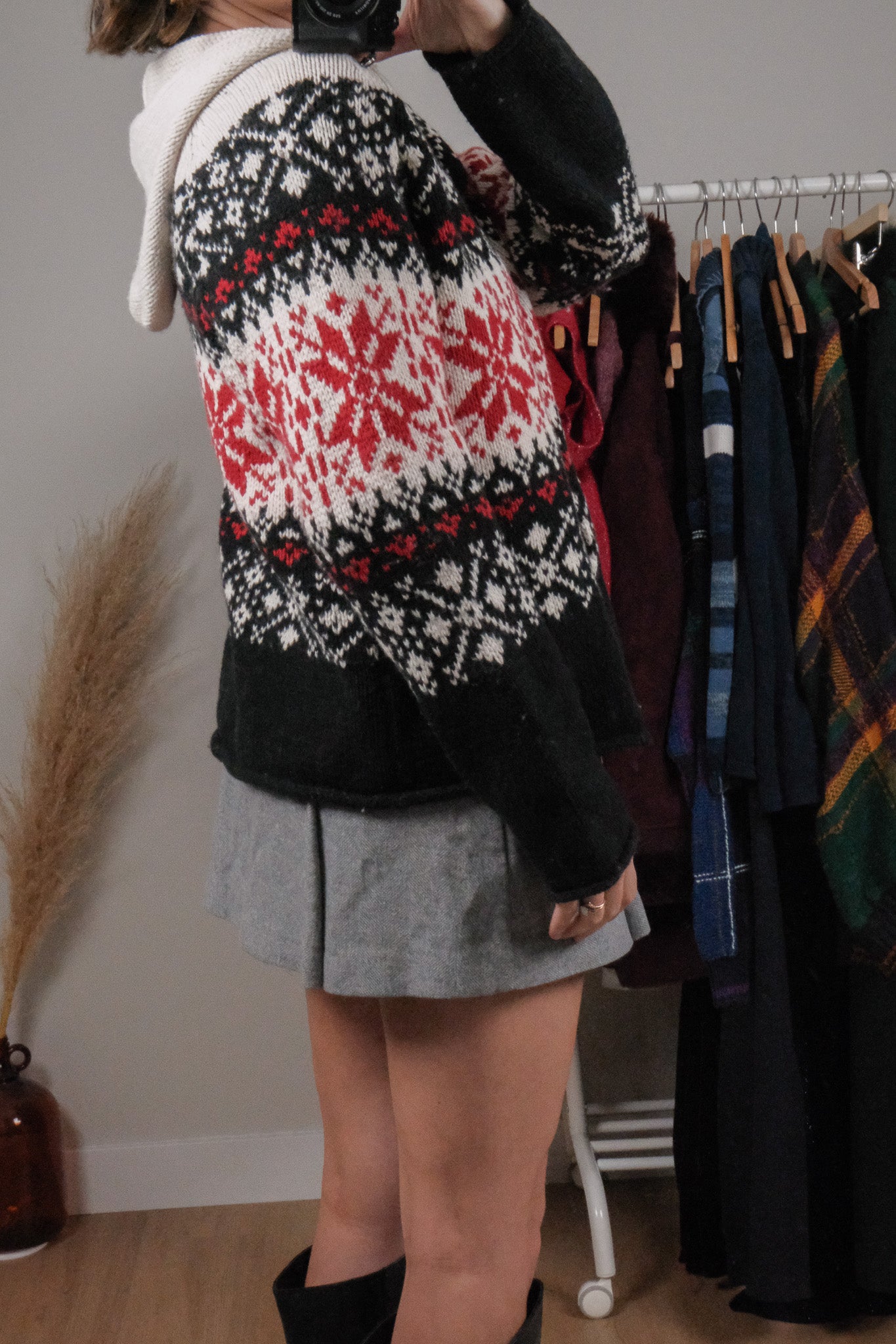 Vintage x Wool Blend Chunky Knit Snowflake Zip Up (M/L)