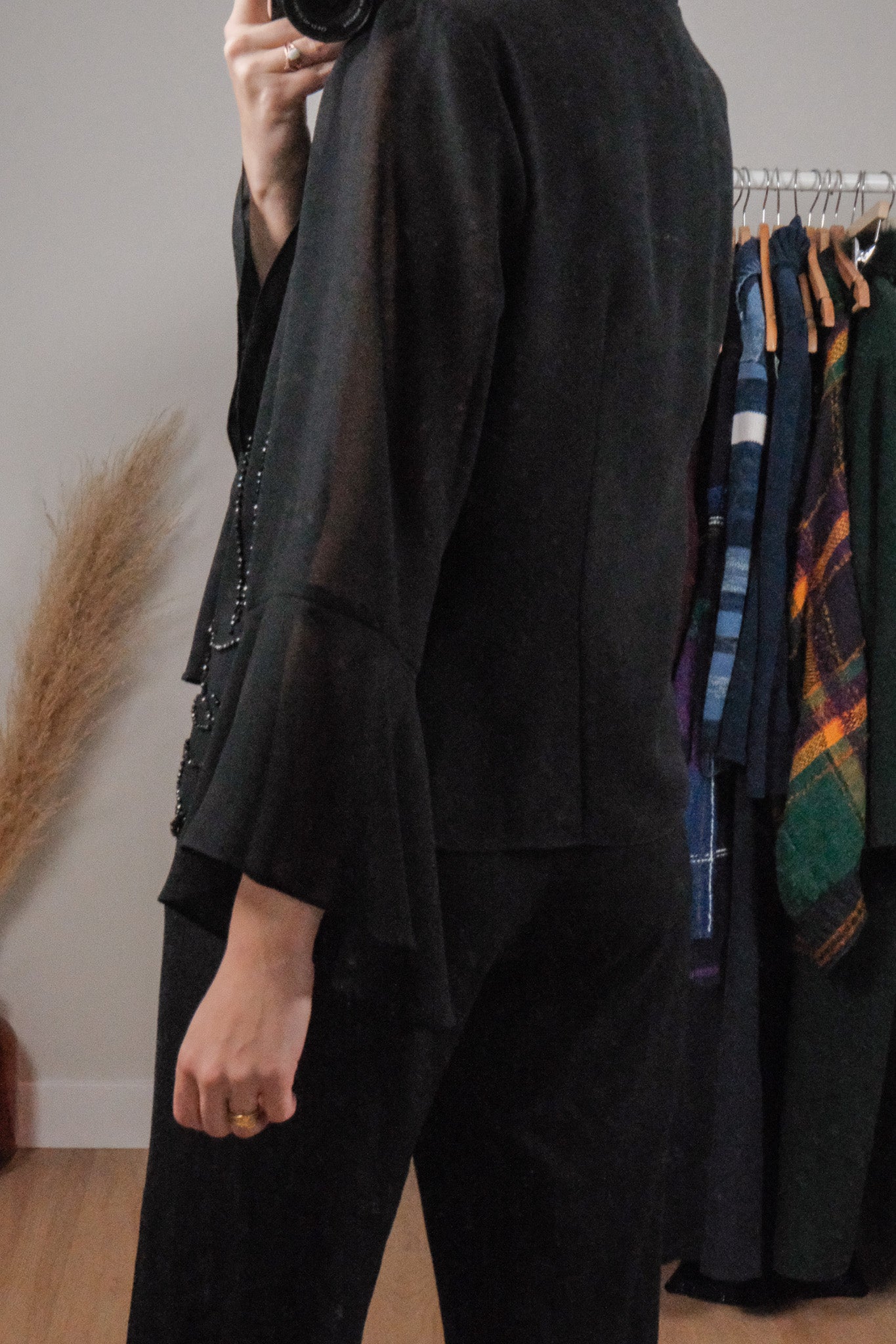 Made in USA x Vintage x Beaded Bell Sleeve Top (12)