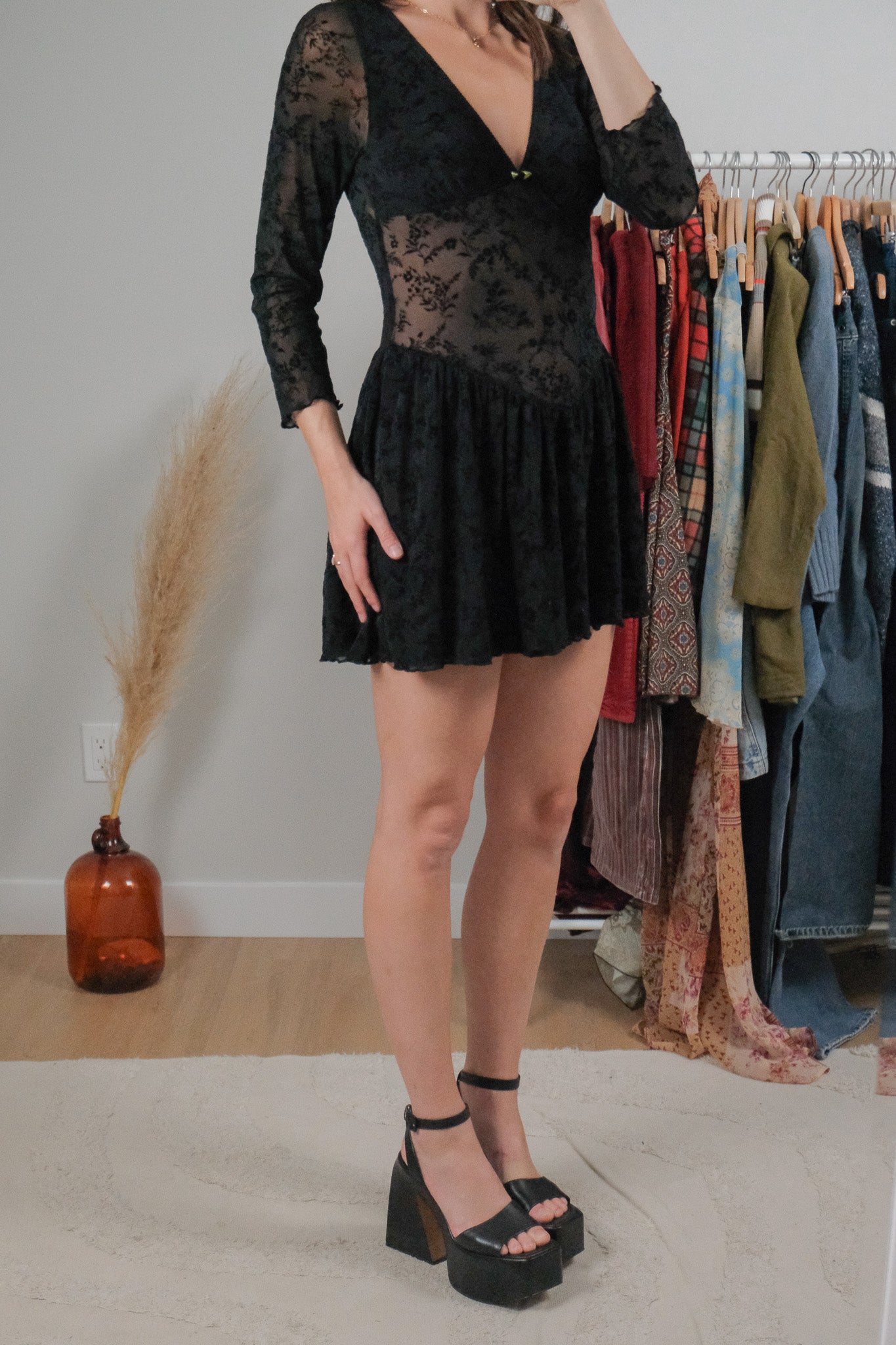 Modern x Mesh Velvet Floral Mini Dress (M)