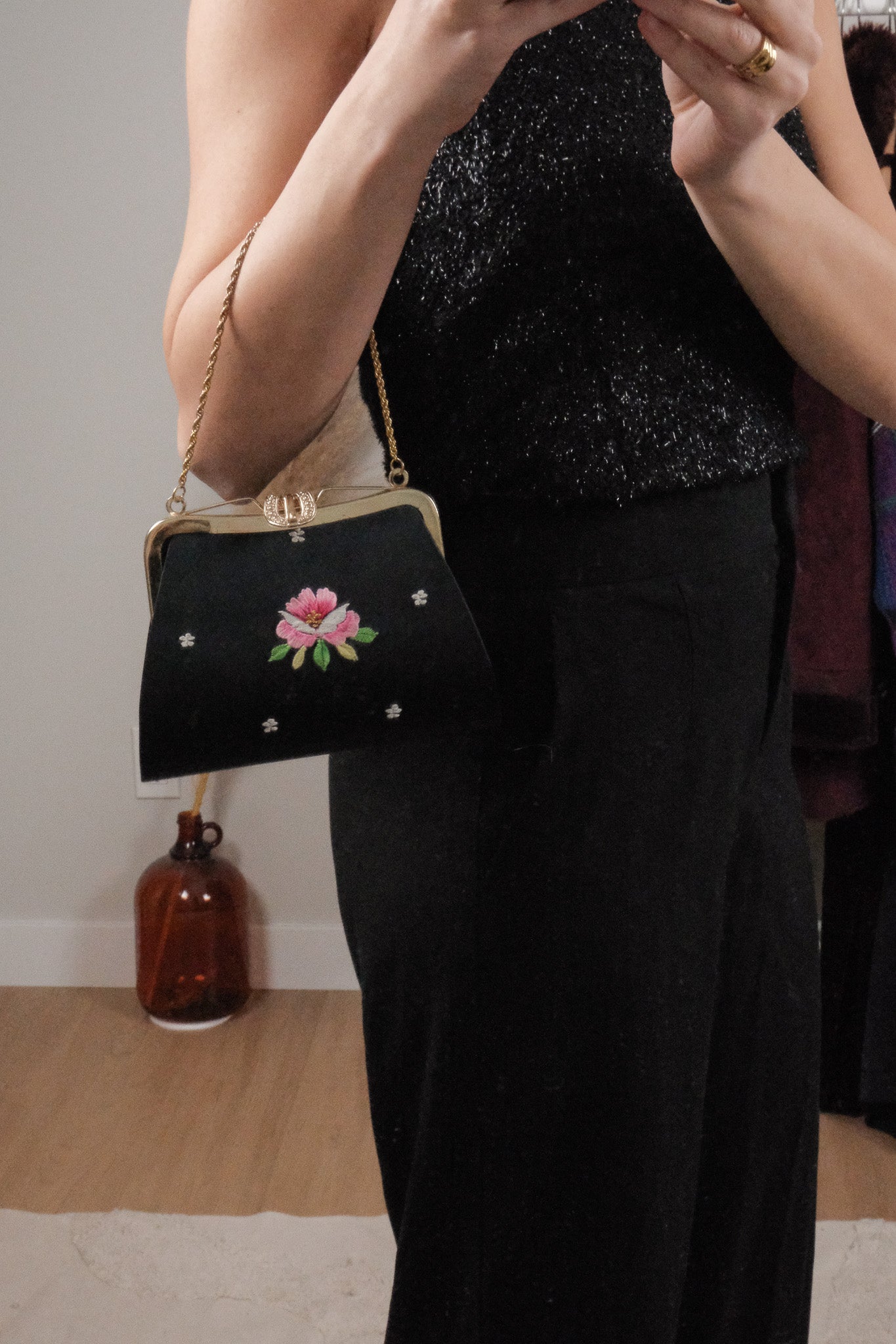 Vintage x Embroidered Purse