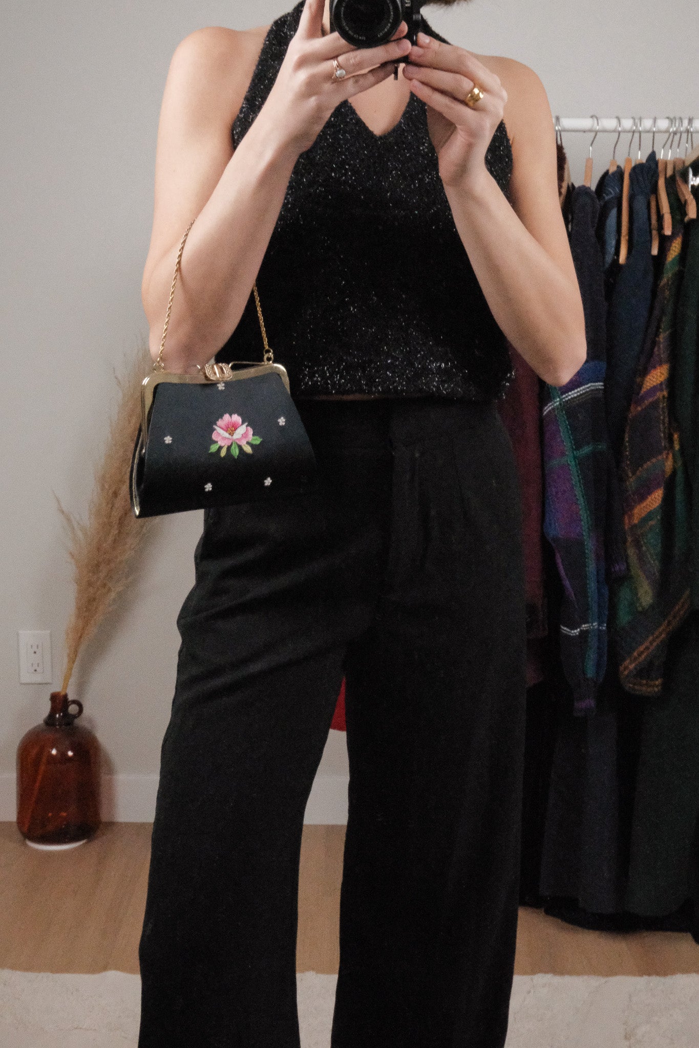 Vintage x Embroidered Purse