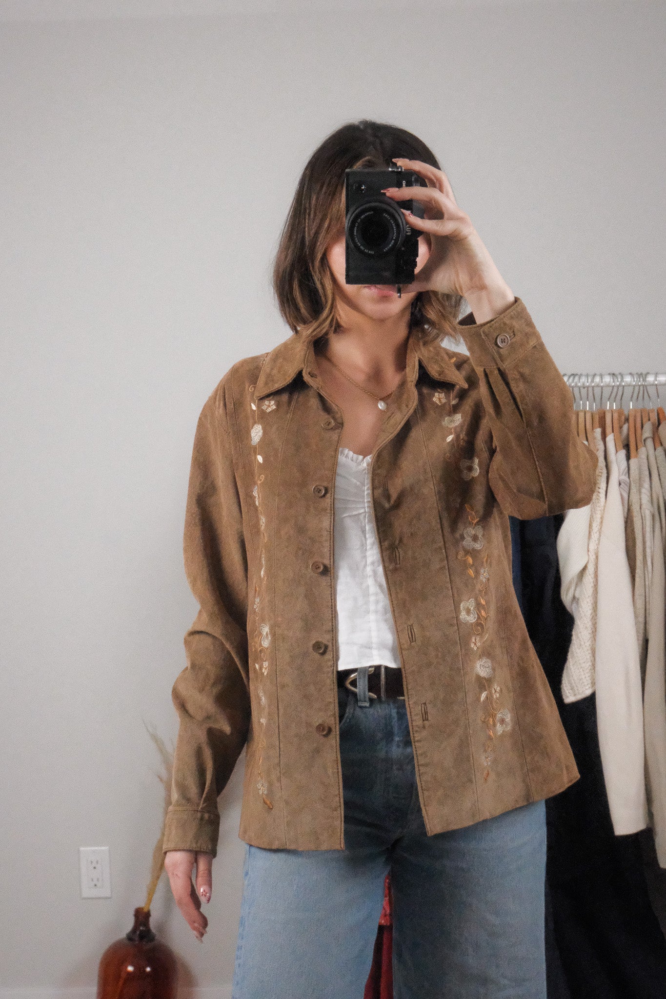 Vintage x 100% Suede Embroidered Jacket (S/M)