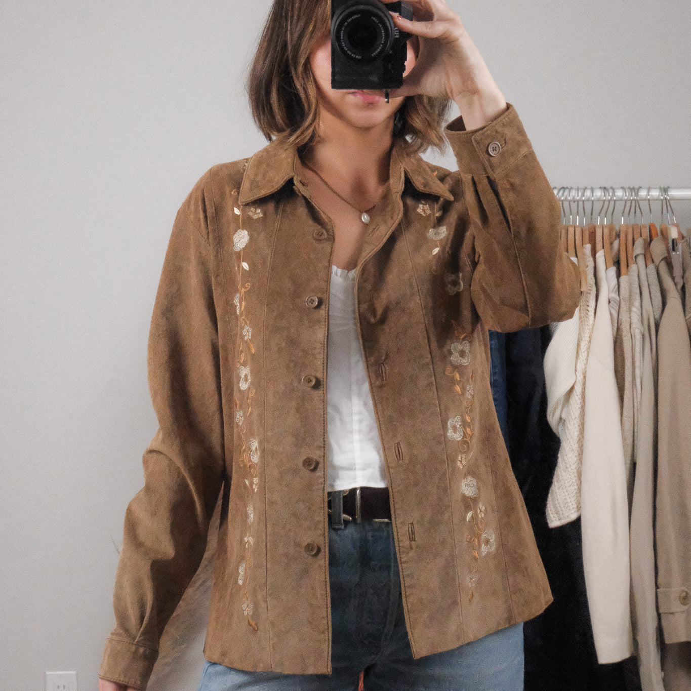 Vintage x 100% Suede Embroidered Jacket (S/M)