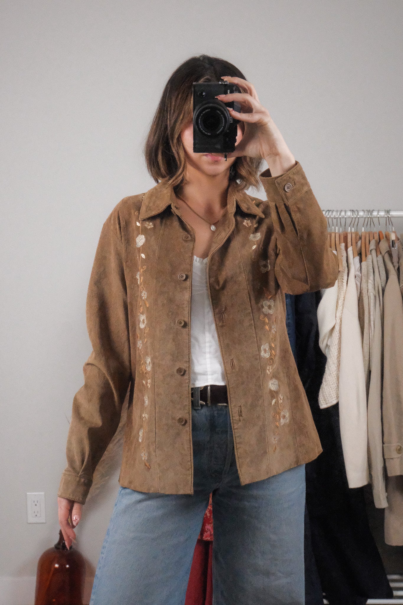 Vintage x 100% Suede Embroidered Jacket (S/M)