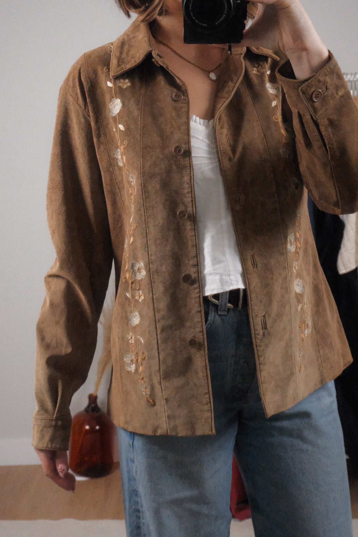 Vintage x 100% Suede Embroidered Jacket (S/M)