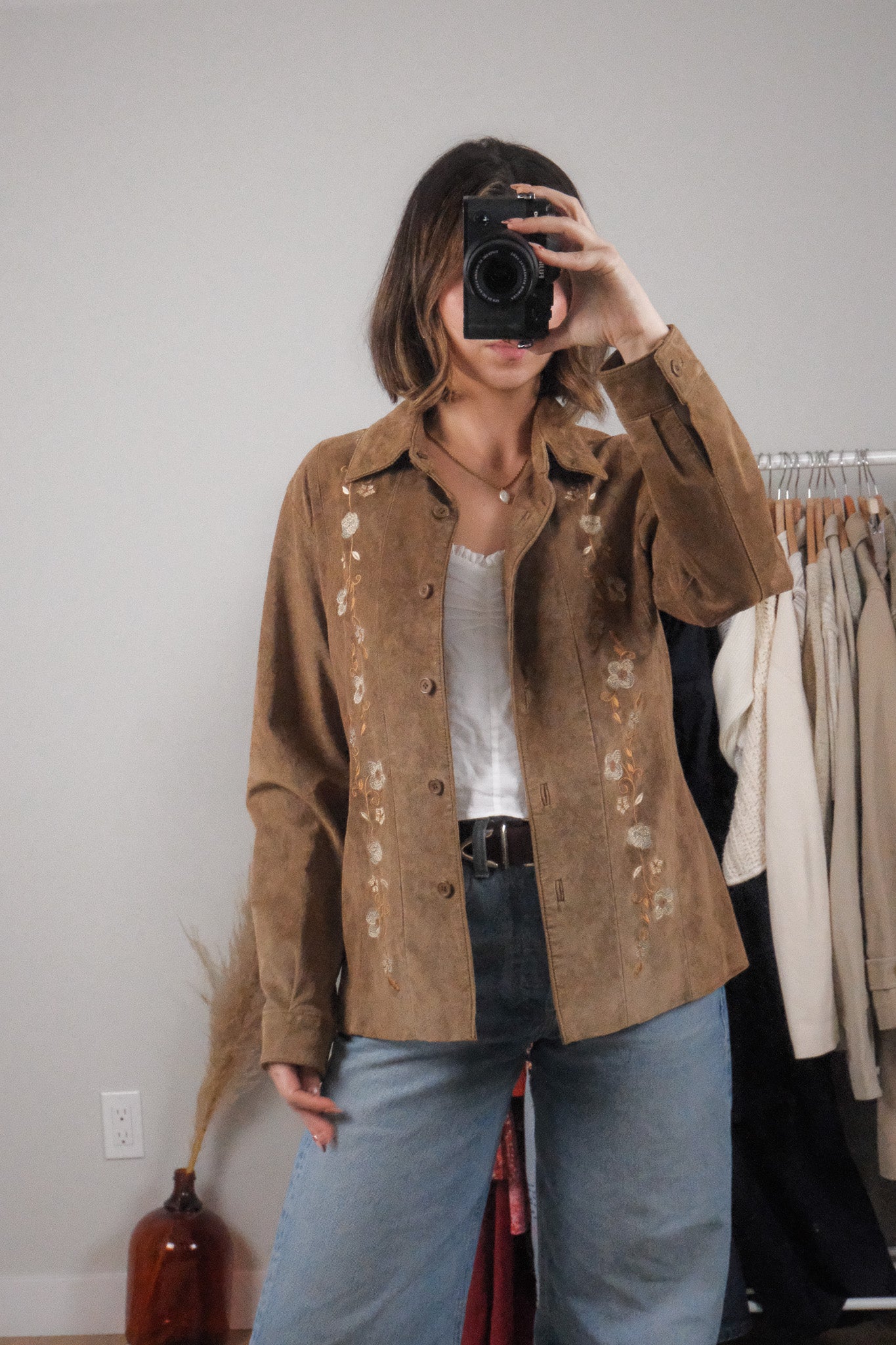 Vintage x 100% Suede Embroidered Jacket (S/M)