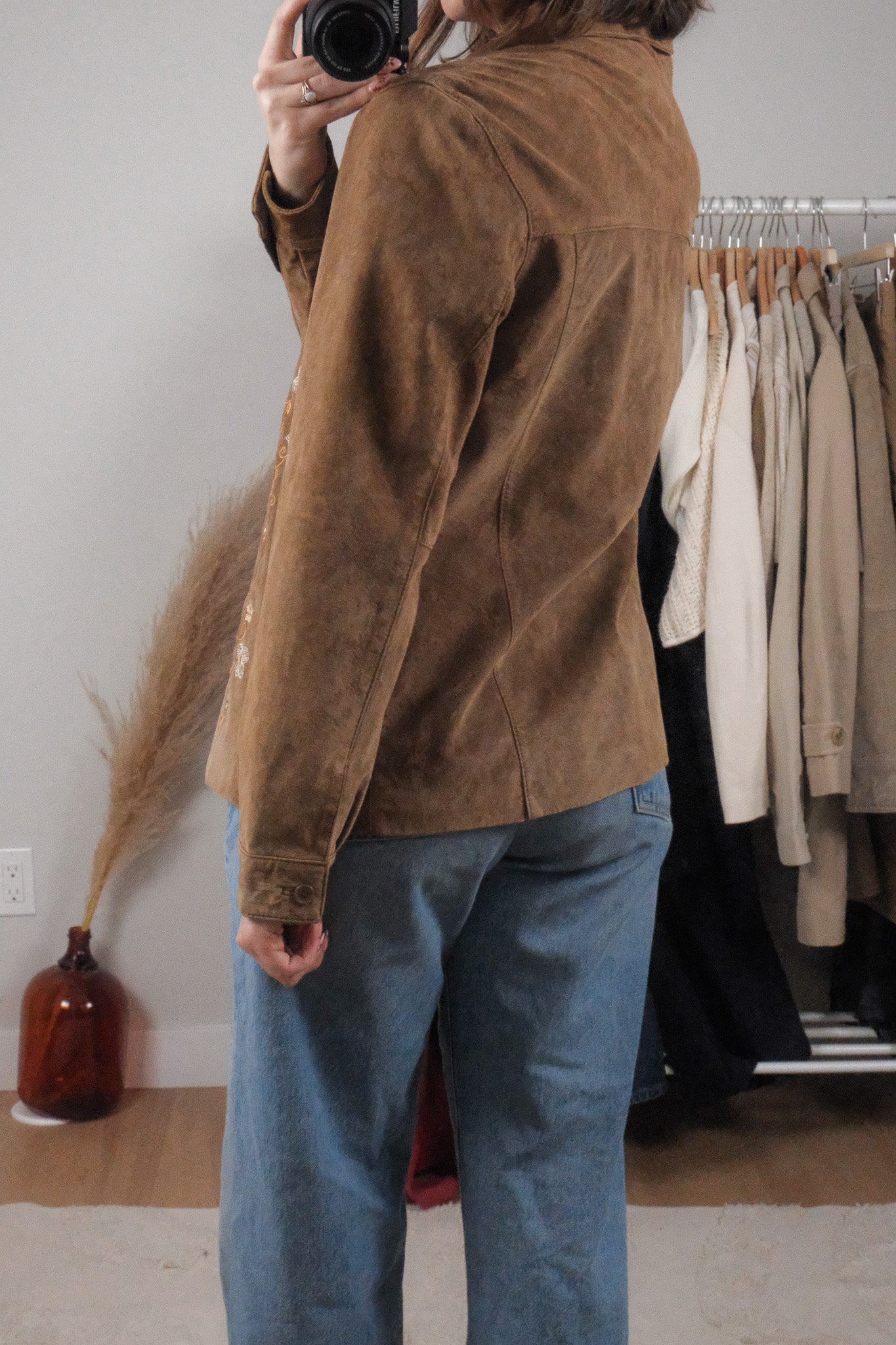 Vintage x 100% Suede Embroidered Jacket (S/M)