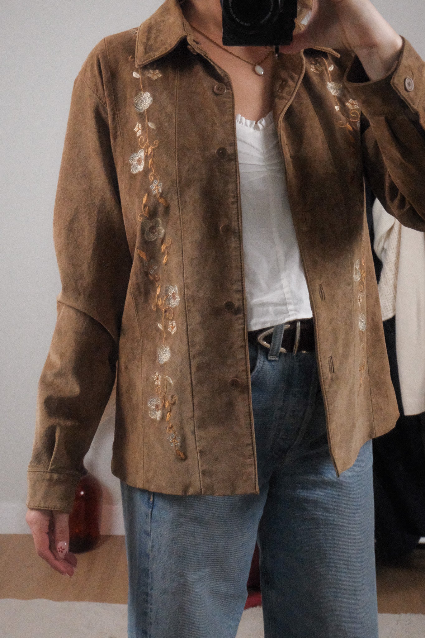 Vintage x 100% Suede Embroidered Jacket (S/M)