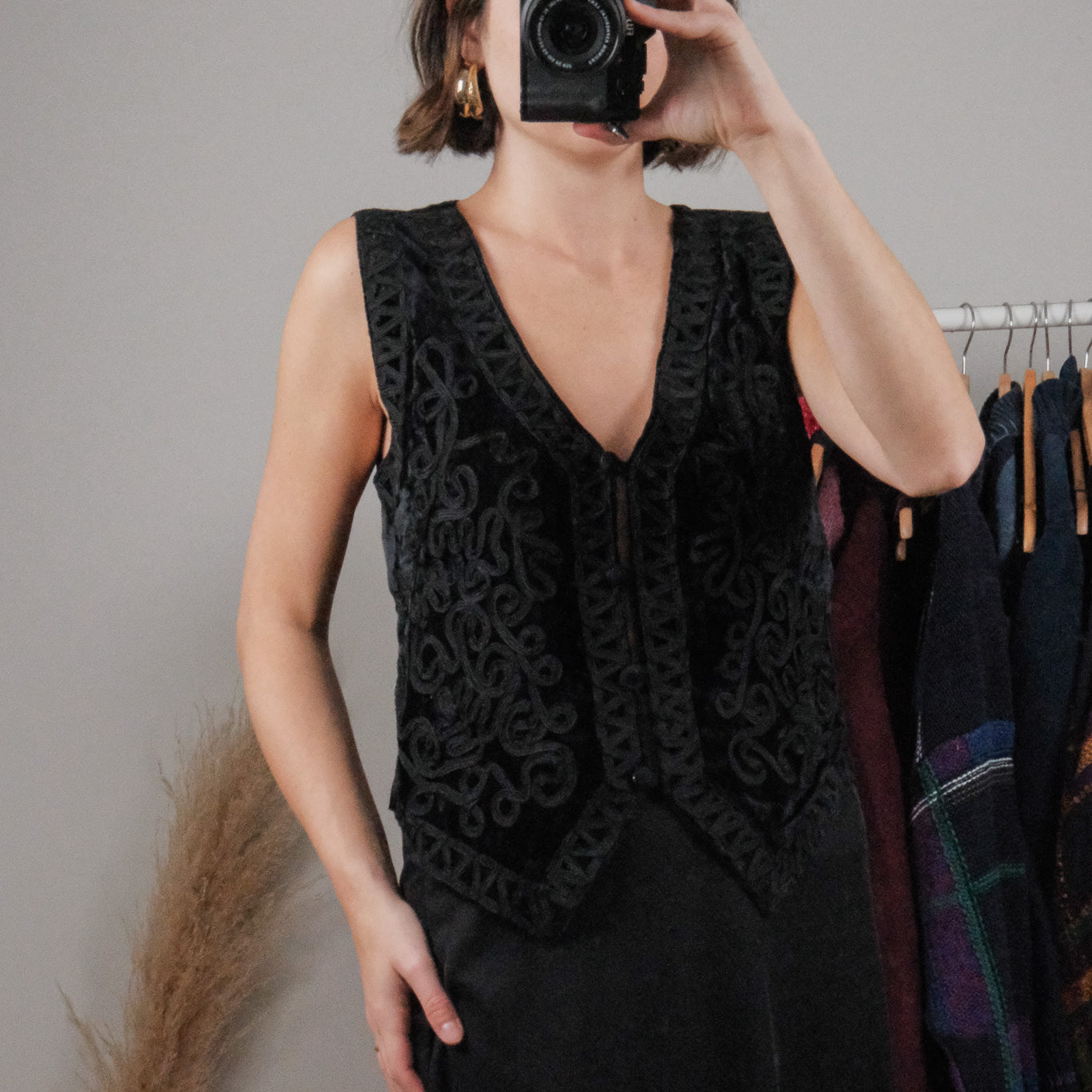 Vintage x Velvet Textured Vest (M)
