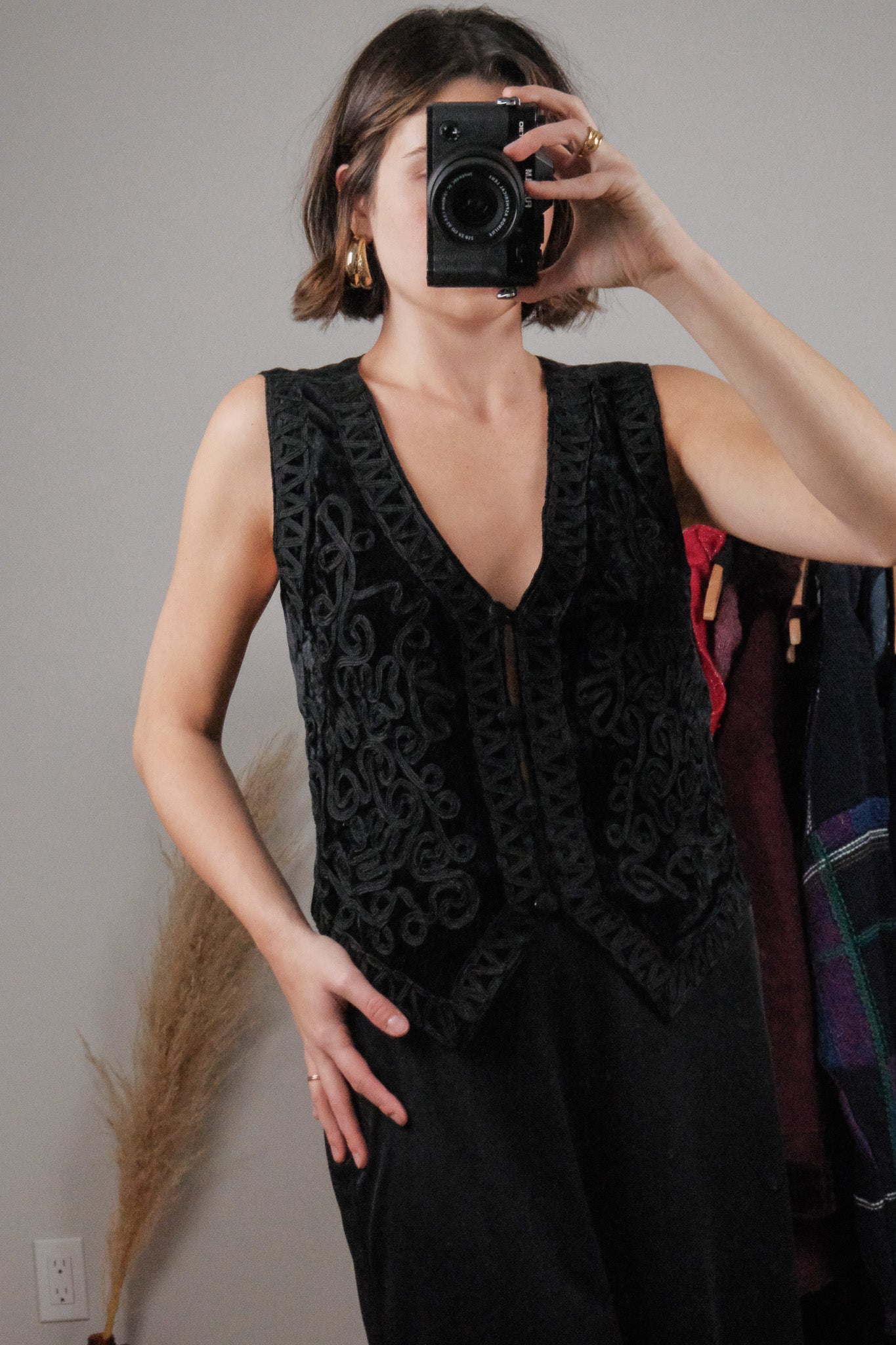 Vintage x Velvet Textured Vest (M)