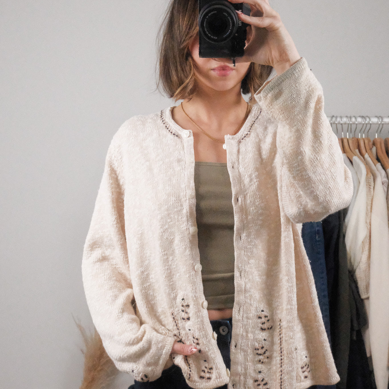 Vintage x Embroidered Flower Cardigan (M/L)