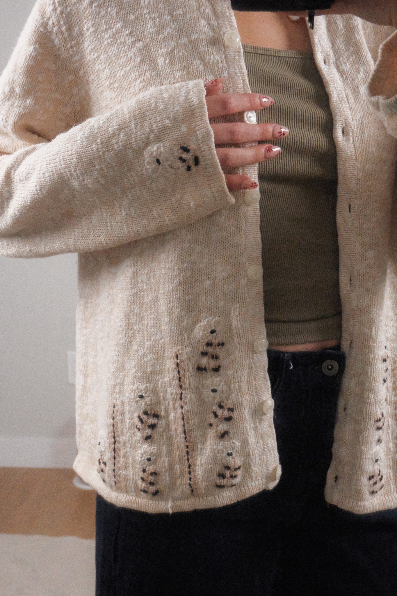 Vintage x Embroidered Flower Cardigan (M/L)