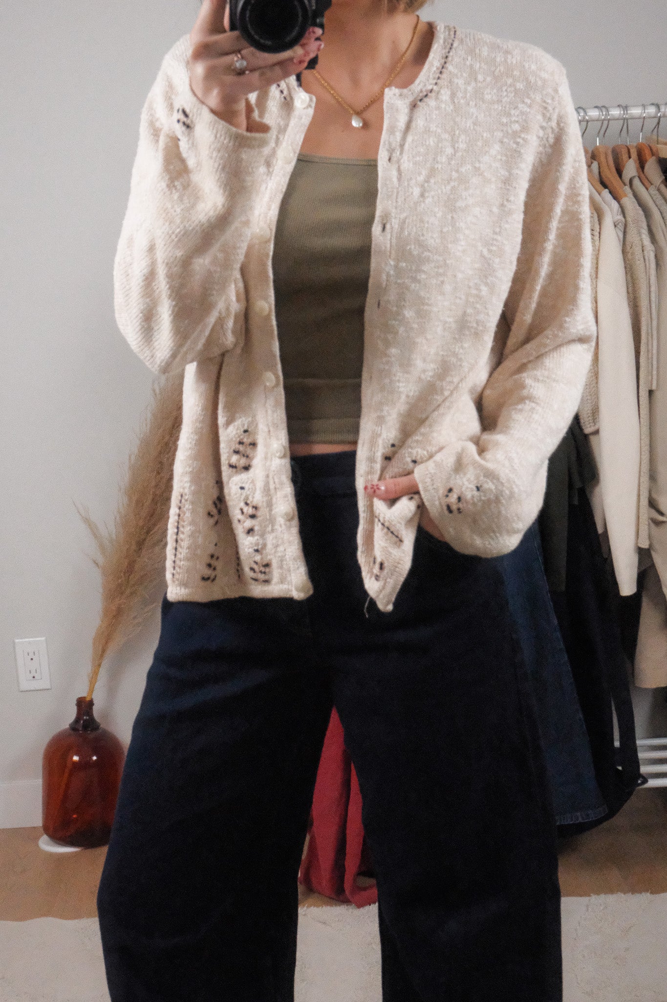 Vintage x Embroidered Flower Cardigan (M/L)