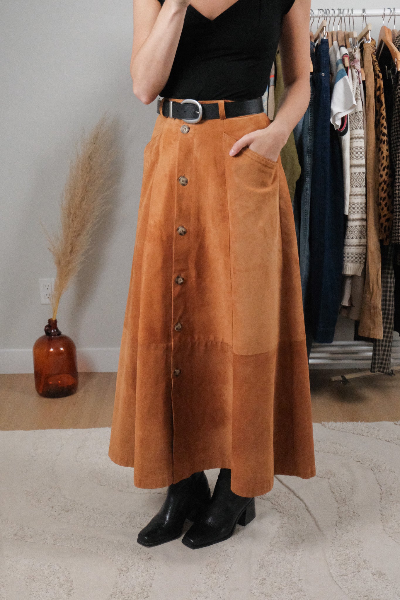 Made in Canada x Vintage x Suede Button Maxi Skirt (XS)