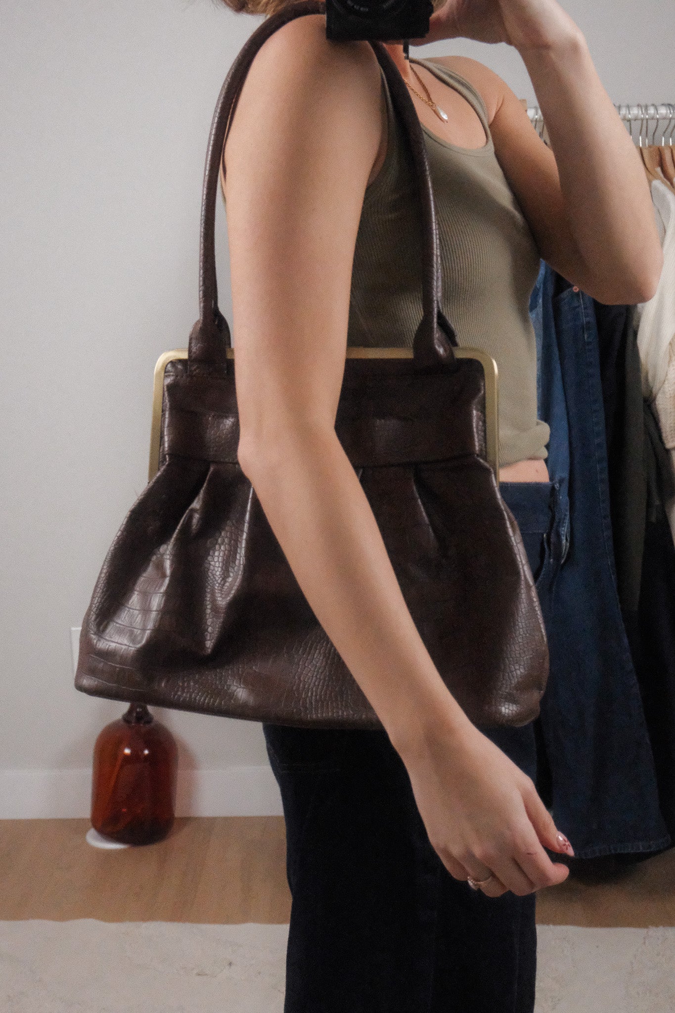 Vintage x Faux Leather Croc Clasp Shoulder Bag