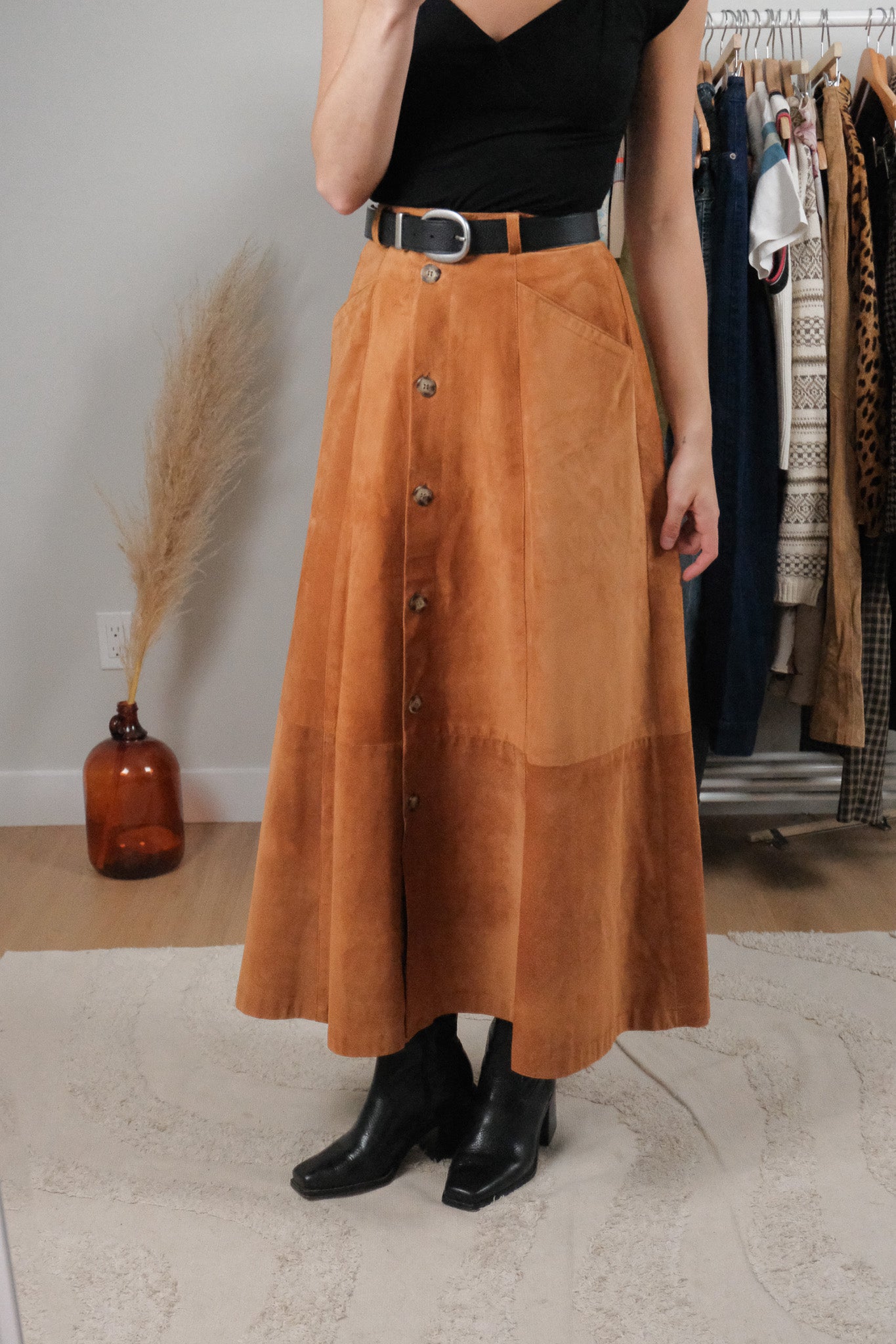 Made in Canada x Vintage x Suede Button Maxi Skirt (XS)