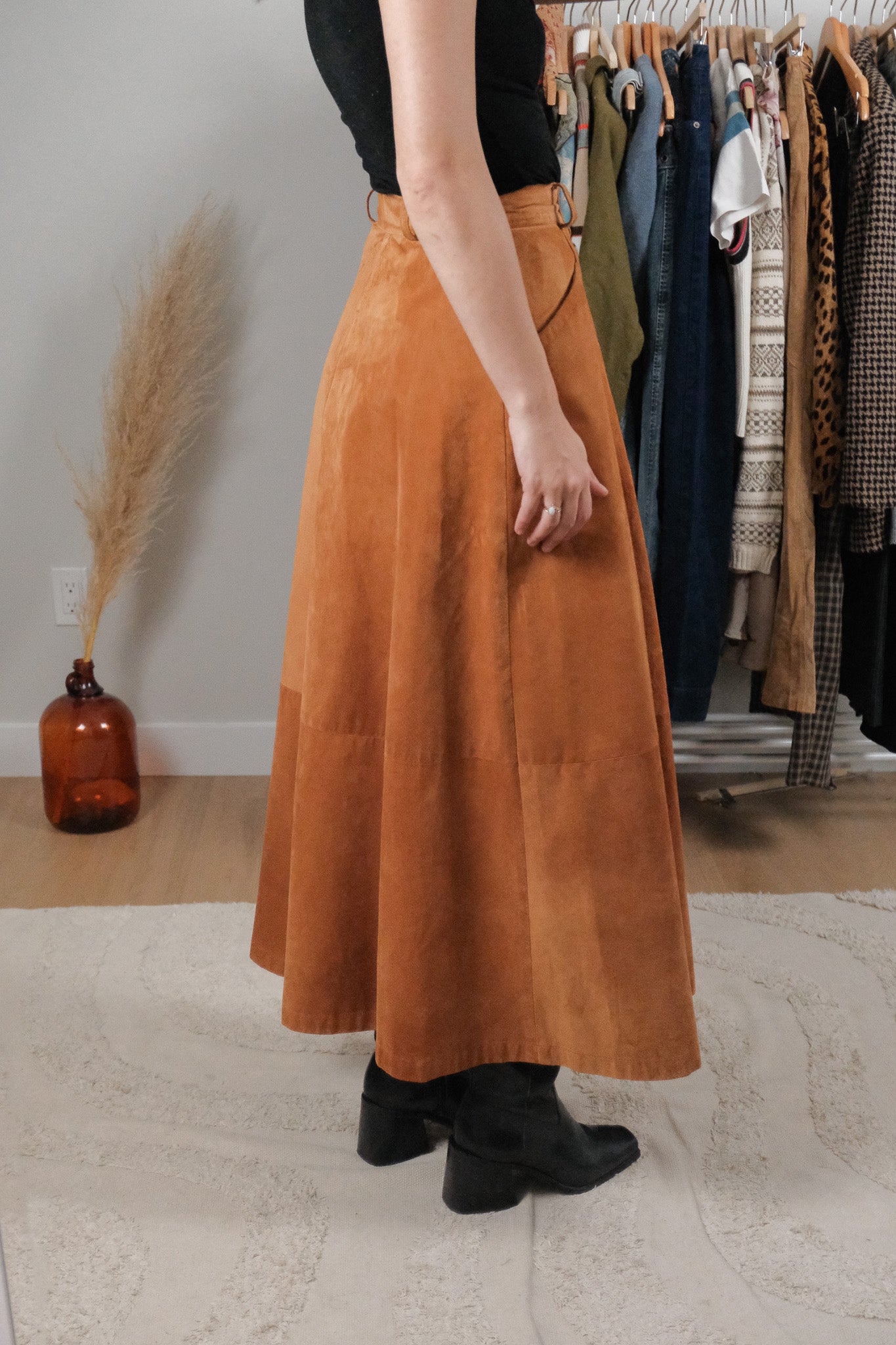 Made in Canada x Vintage x Suede Button Maxi Skirt (XS)