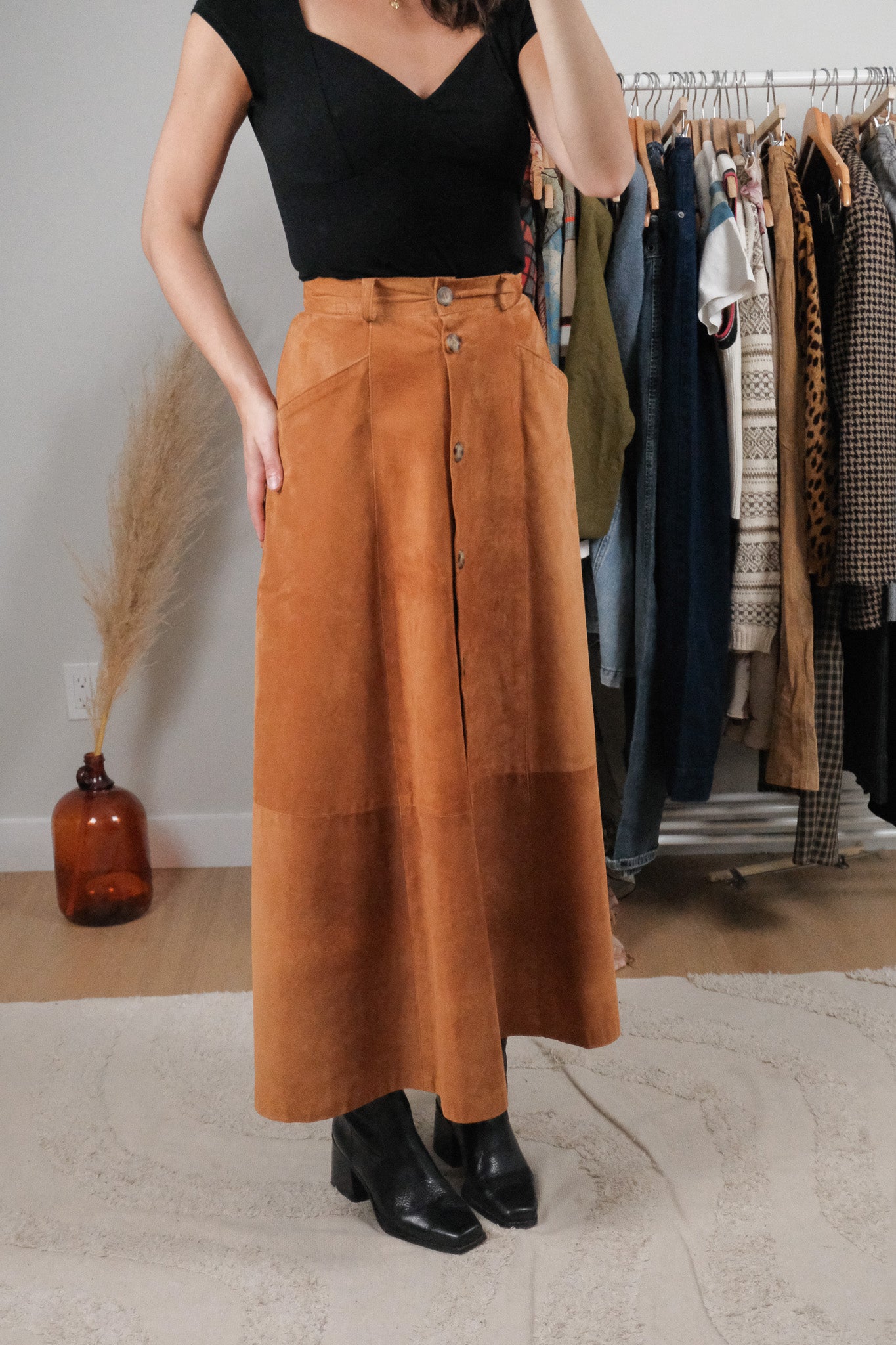 Made in Canada x Vintage x Suede Button Maxi Skirt (XS)