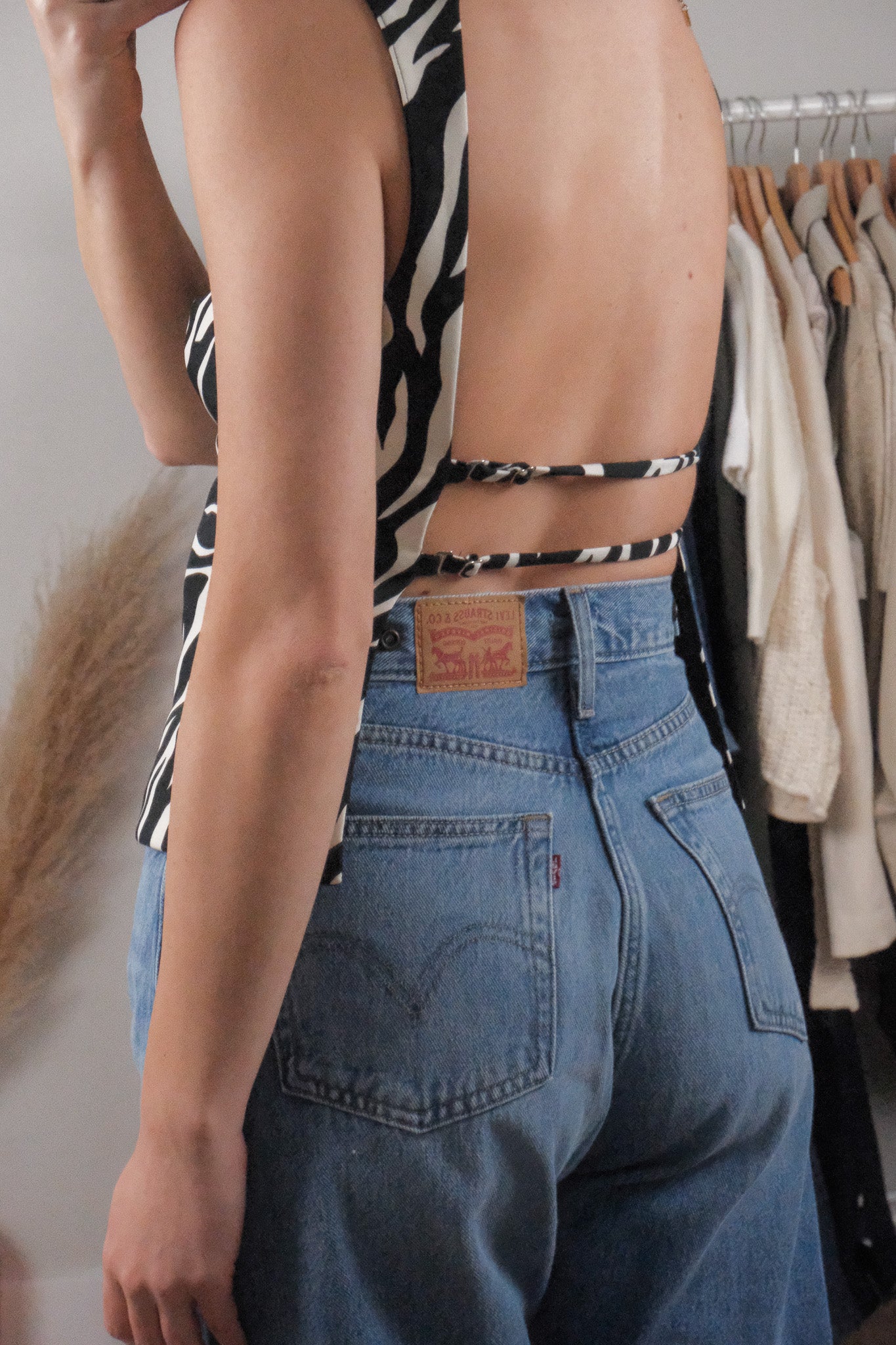 Modern x Zebra Print Open Back Tank (S)