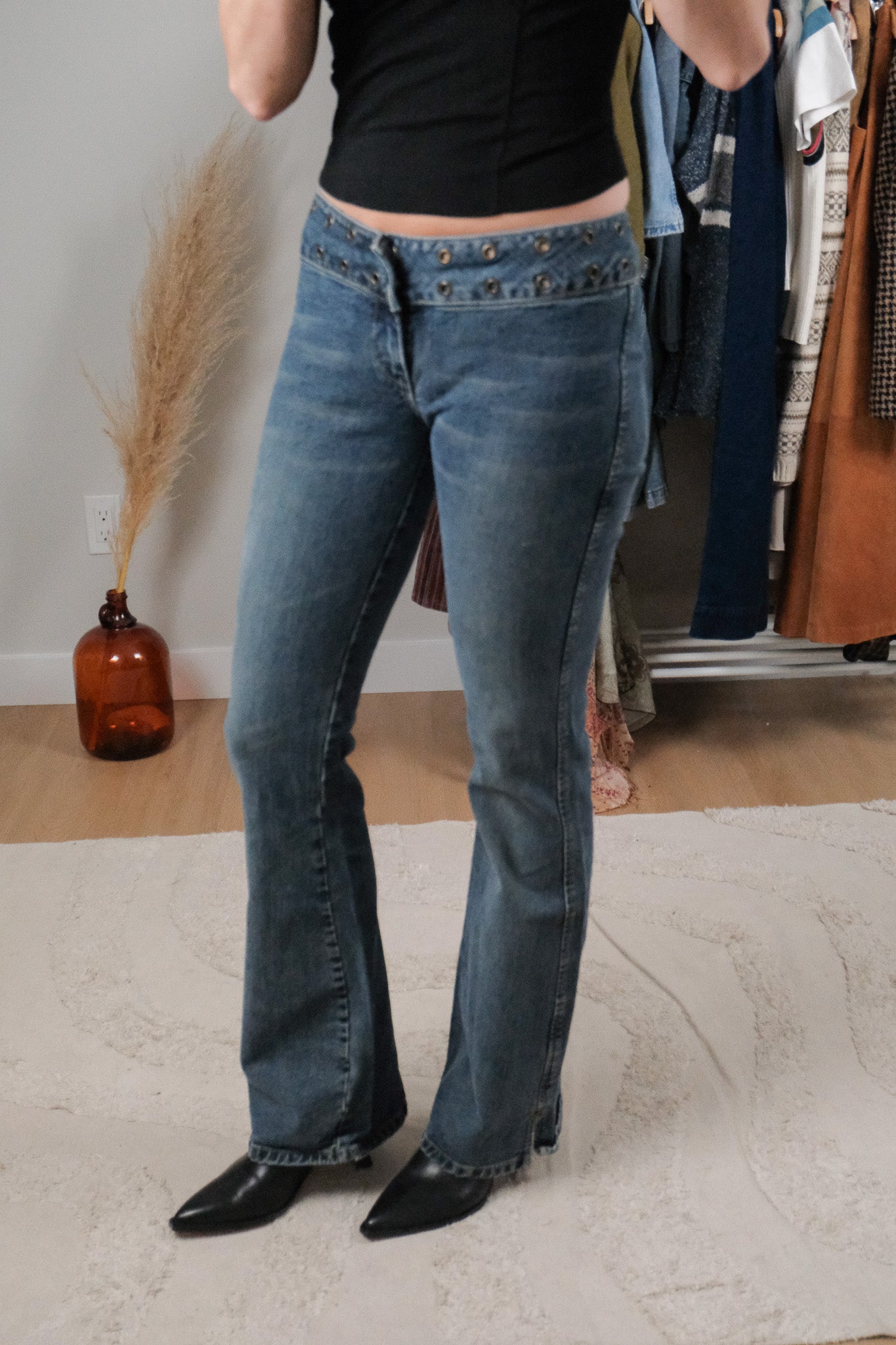 Vintage x Low-Rise Studded Flare Jeans (27)