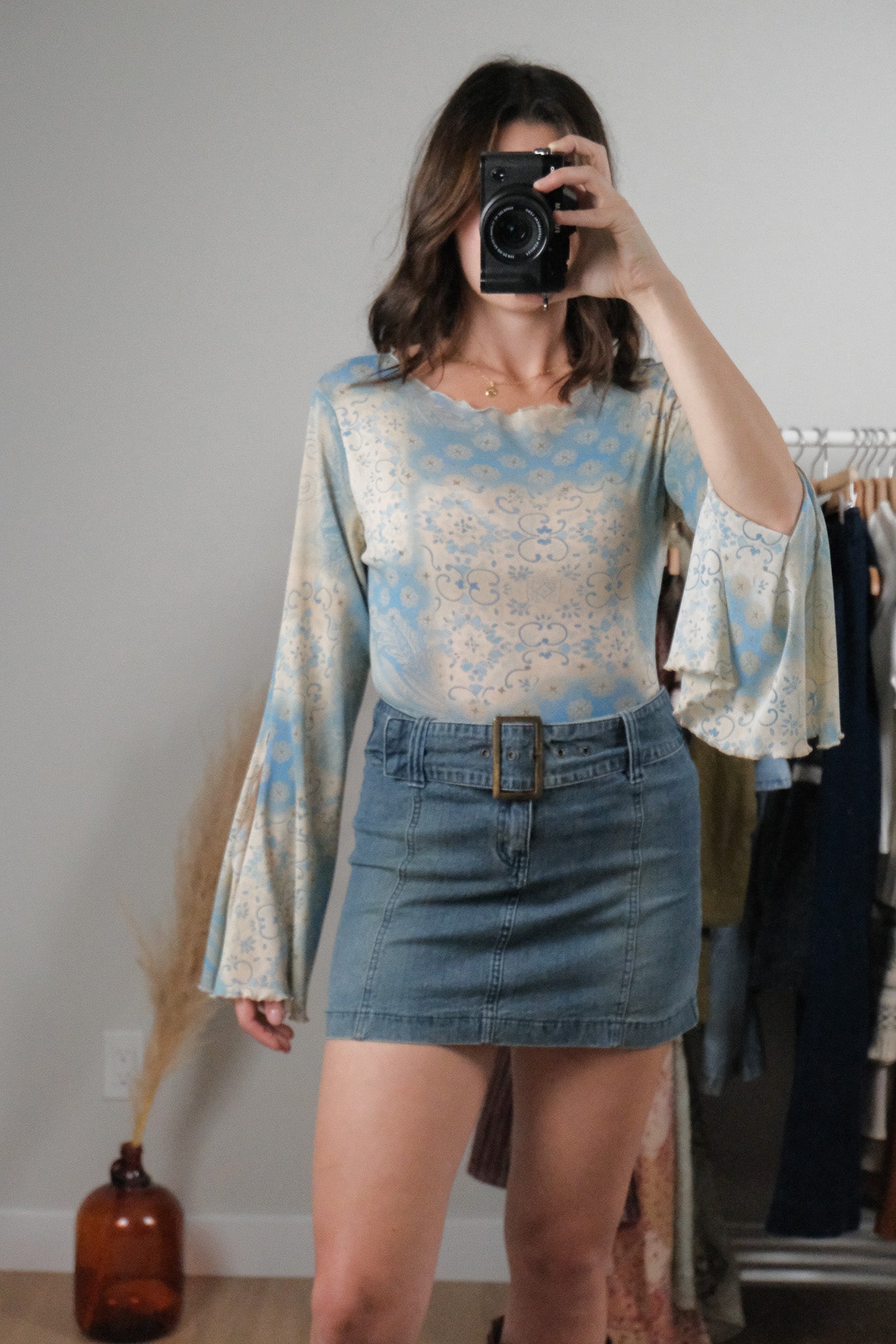 Vintage x Mesh Patterned Bell-Sleeve Top (L)