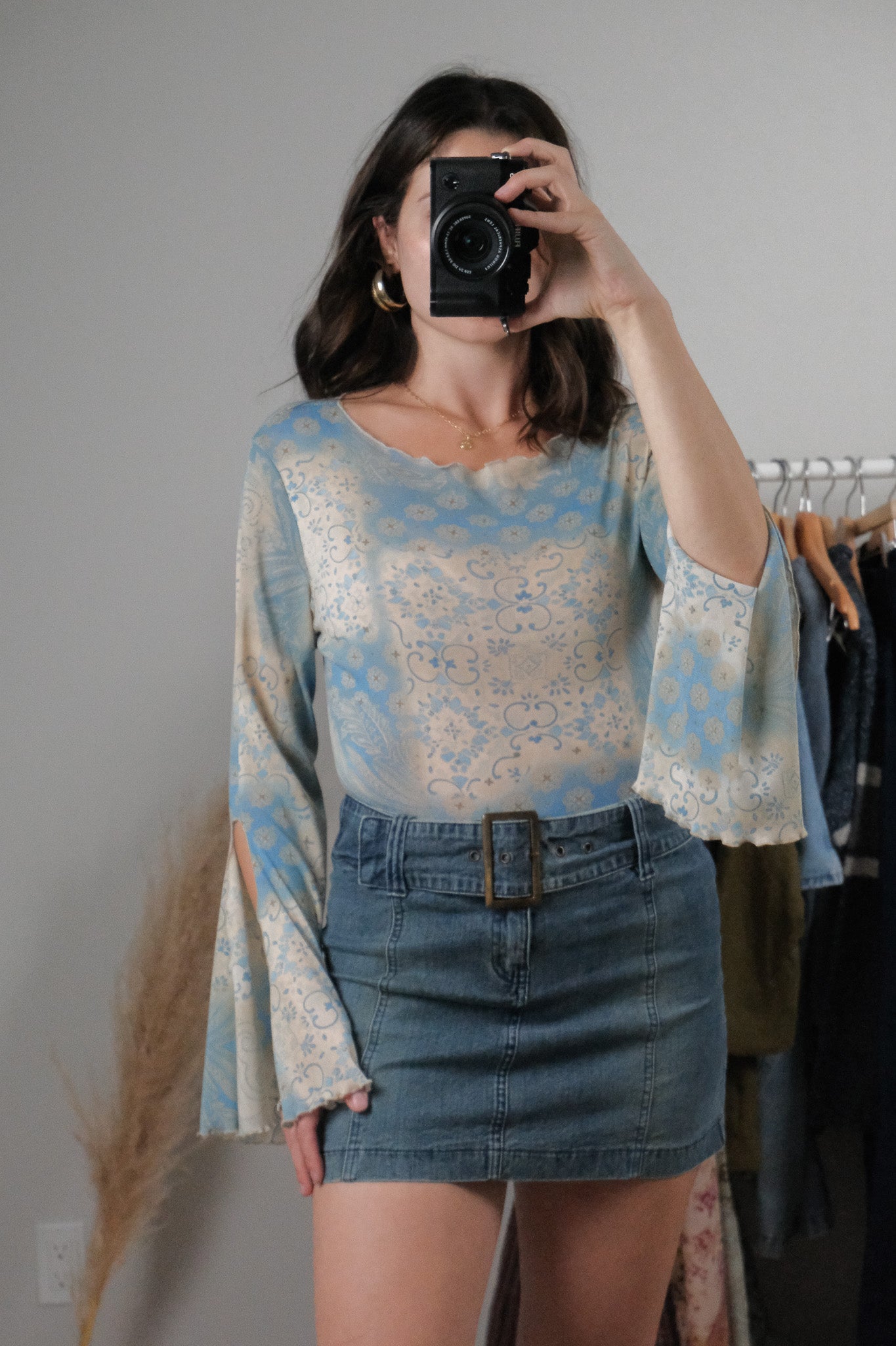 Vintage x Mesh Patterned Bell-Sleeve Top (L)