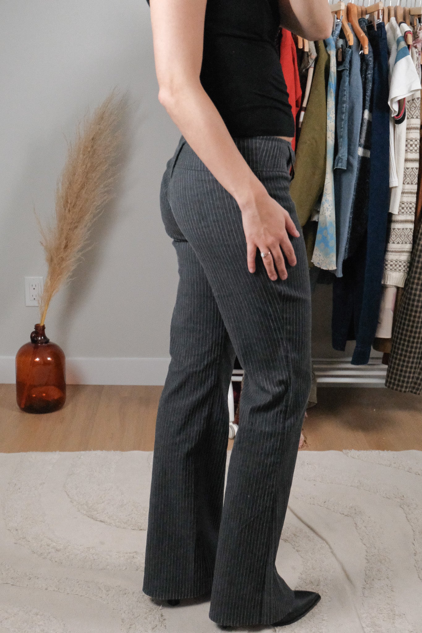 Vintage x Low Rise Textured Flare Pants (6)