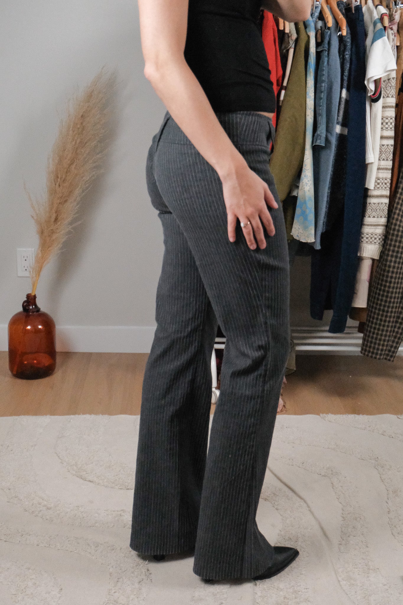 Vintage x Low Rise Textured Flare Pants (6)