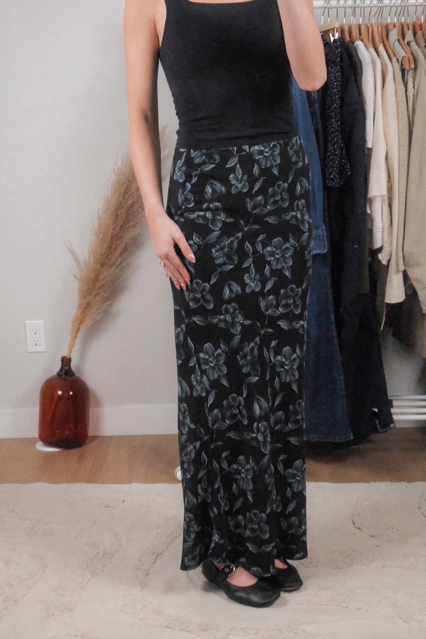 Vintage x Flower Long Maxi Skirt (XS/S)