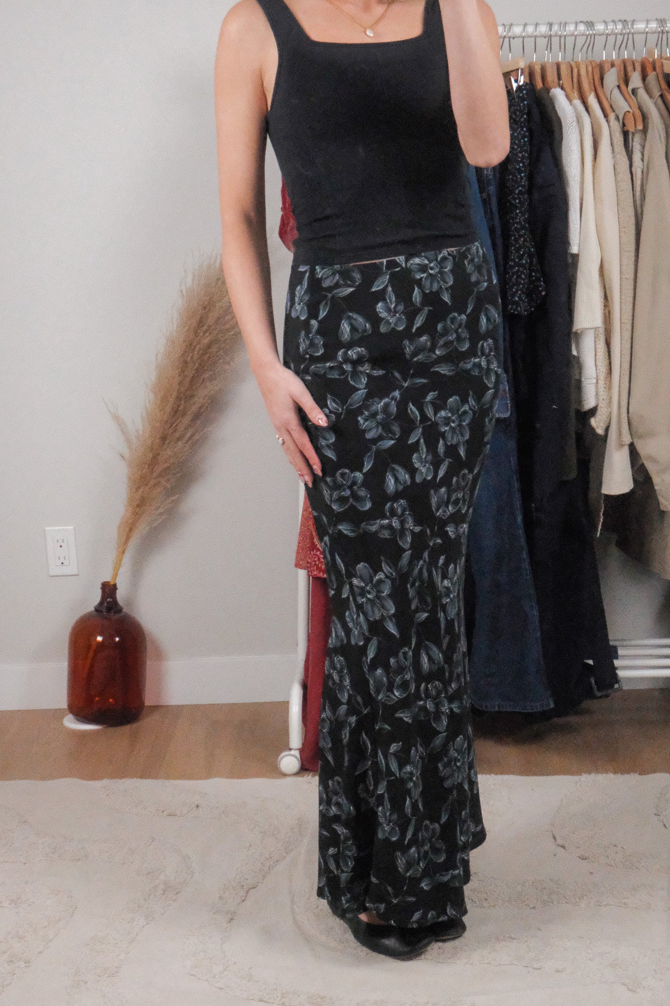 Vintage x Flower Long Maxi Skirt (XS/S)