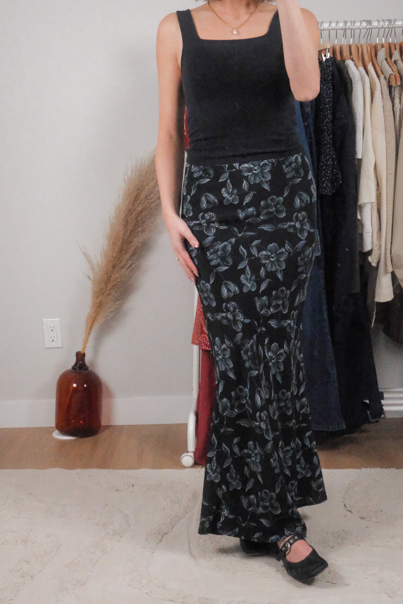 Vintage x Flower Long Maxi Skirt (XS/S)